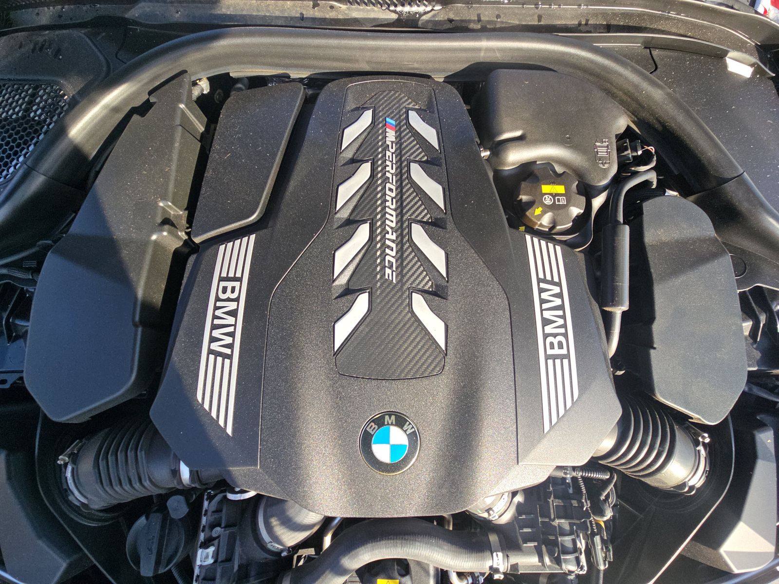 2022 BMW 5 Series M550i xDrive AWD