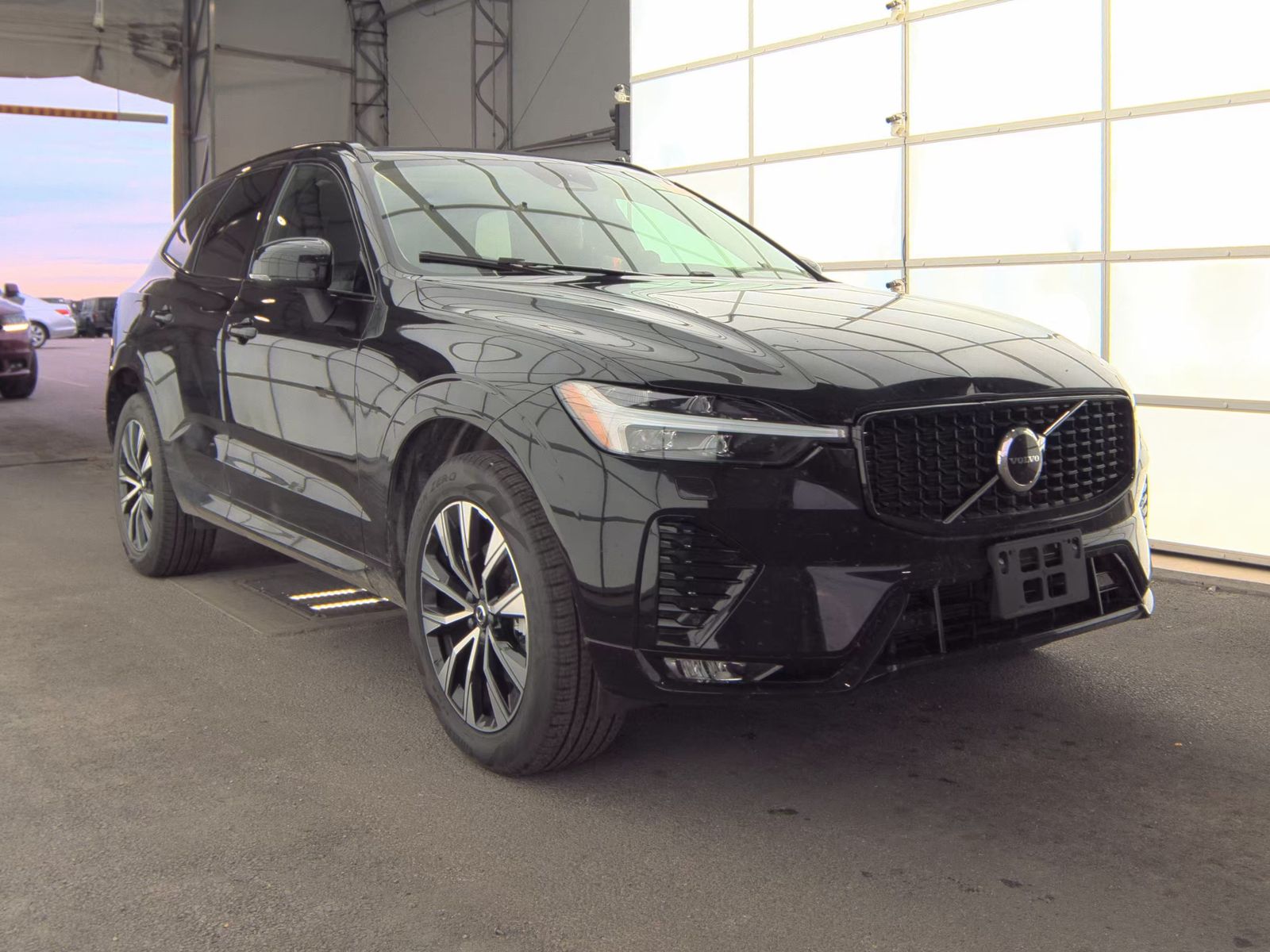 2025 Volvo XC60 B5 Core AWD