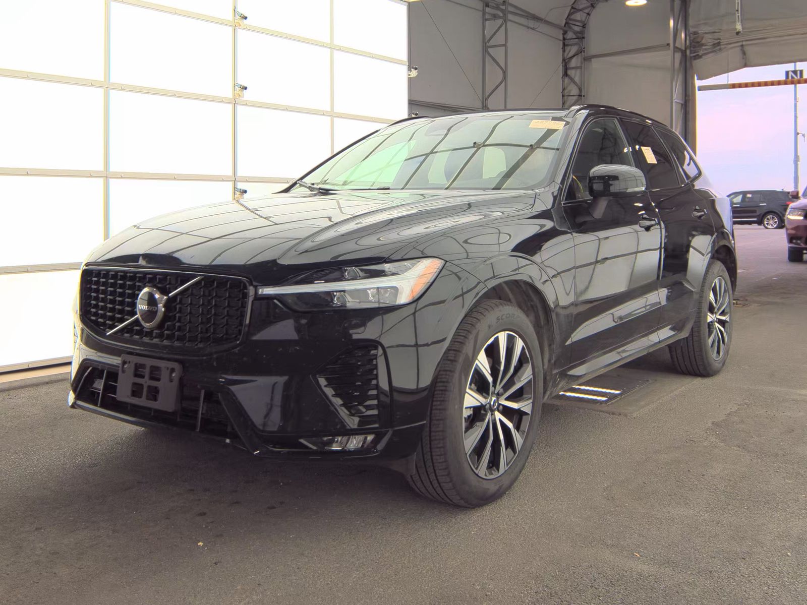 2025 Volvo XC60 B5 Core AWD