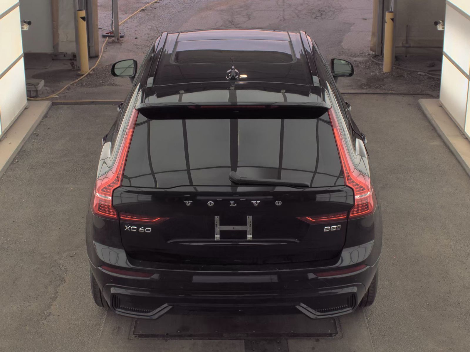 2025 Volvo XC60 B5 Core AWD