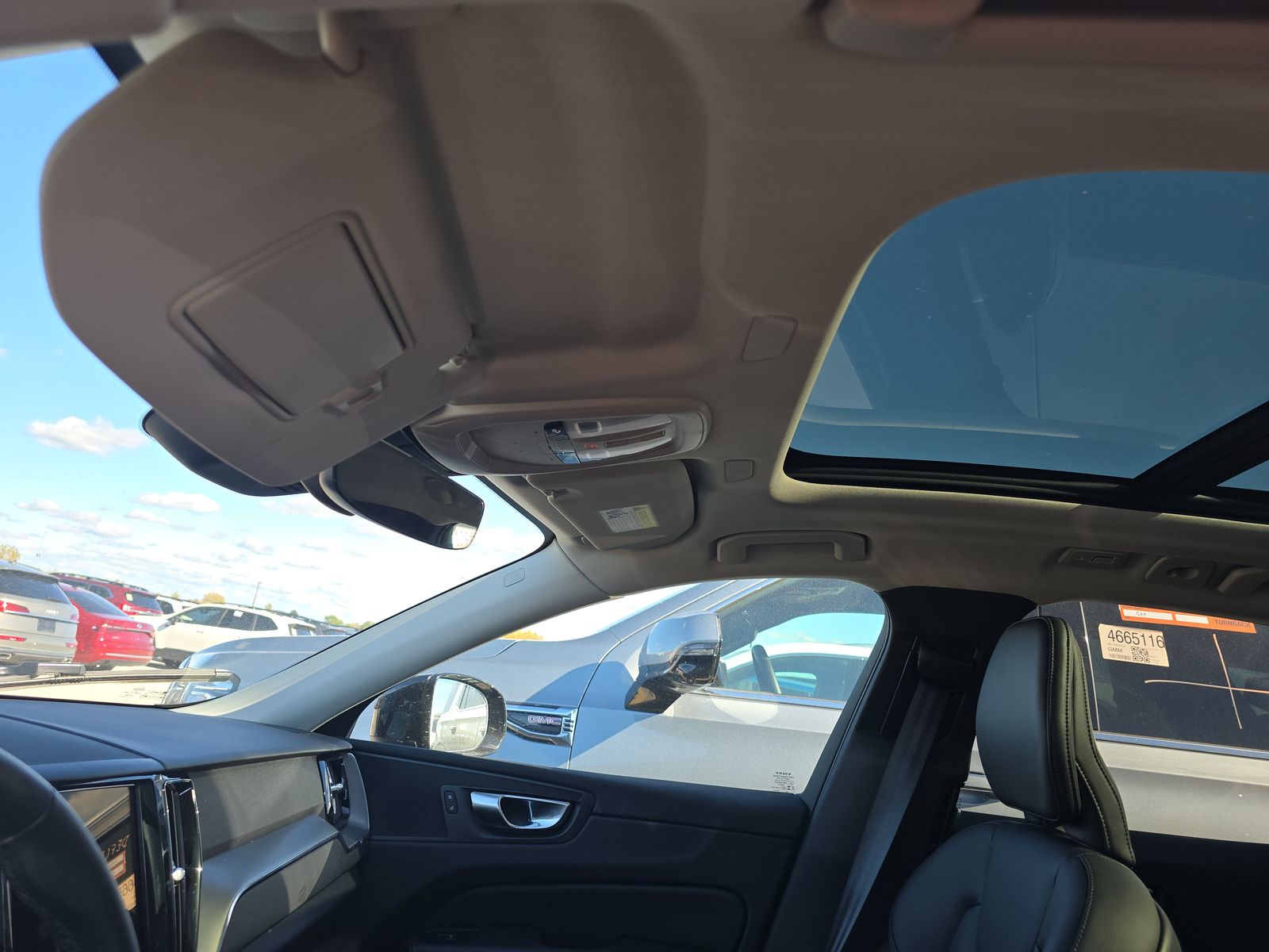 2025 Volvo XC60 B5 Core AWD