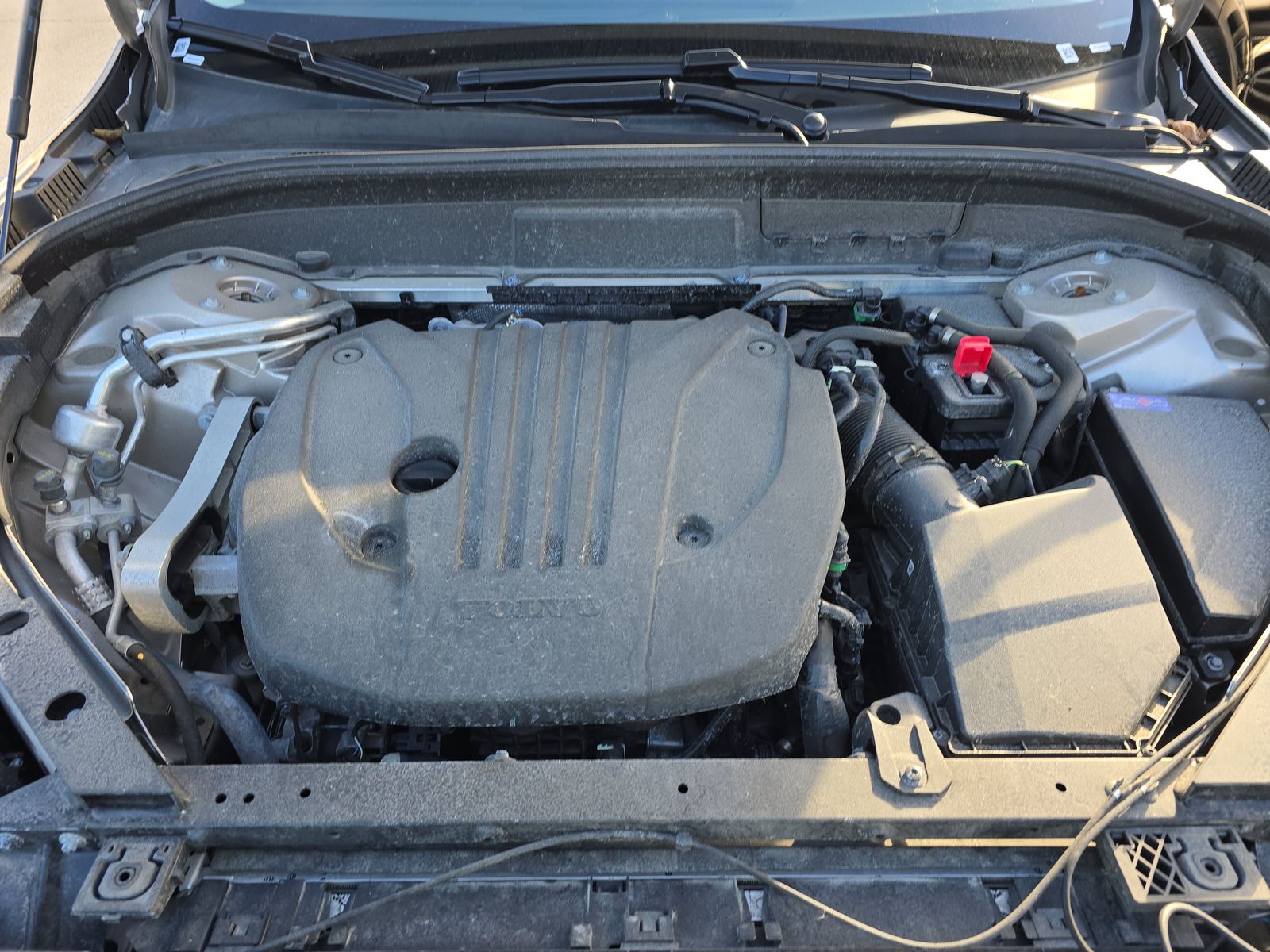 2025 Volvo XC60 B5 Plus AWD