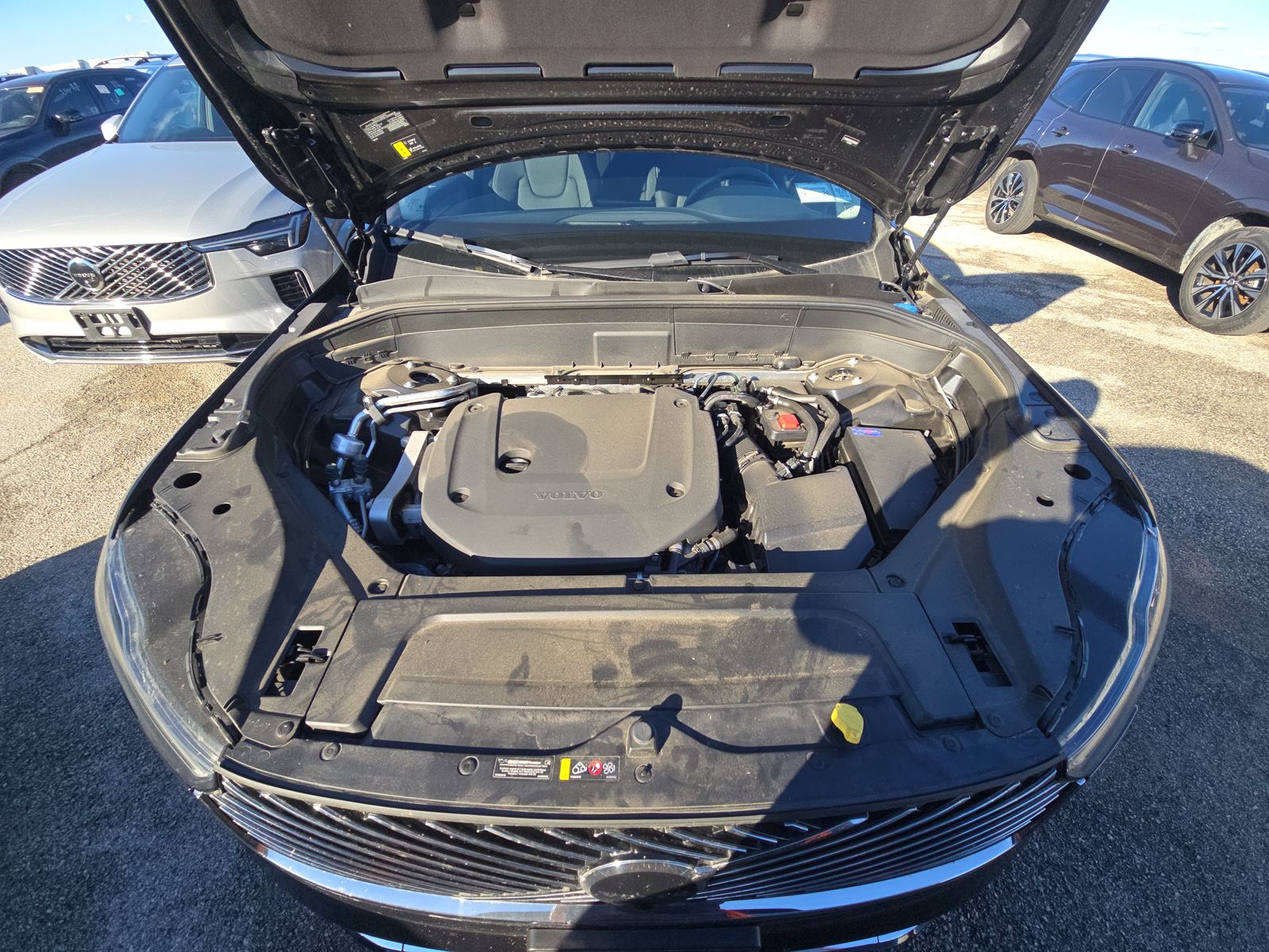 2025 Volvo XC90 B6 Plus AWD