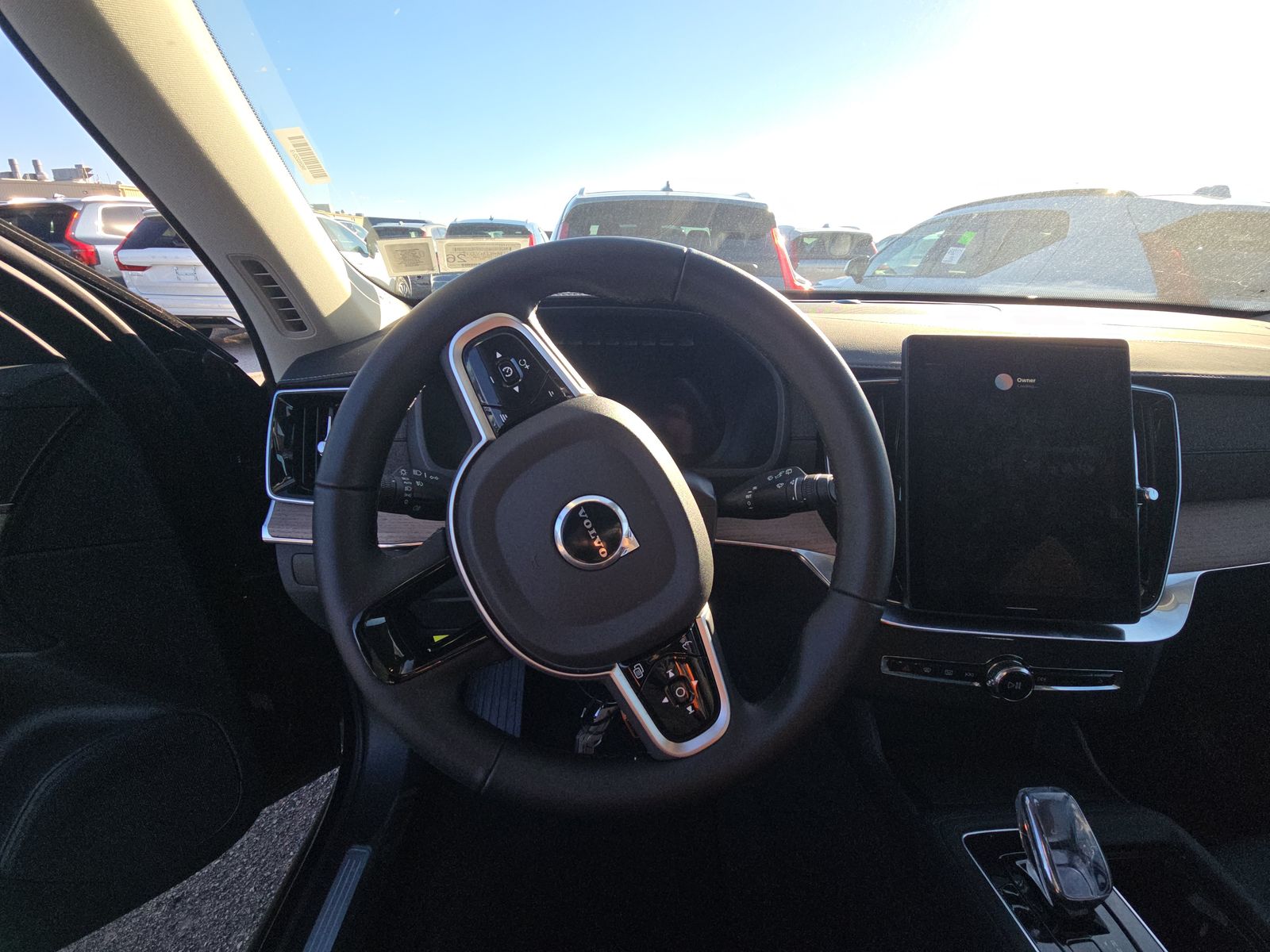 2025 Volvo XC90 B6 Plus AWD