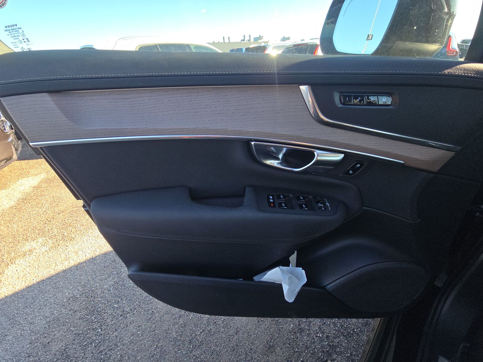 2025 Volvo XC90 B6 Plus AWD