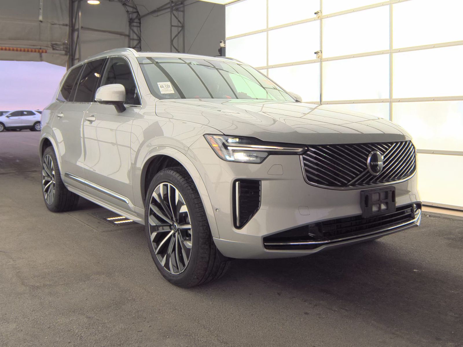 2025 Volvo XC90 B6 Plus AWD