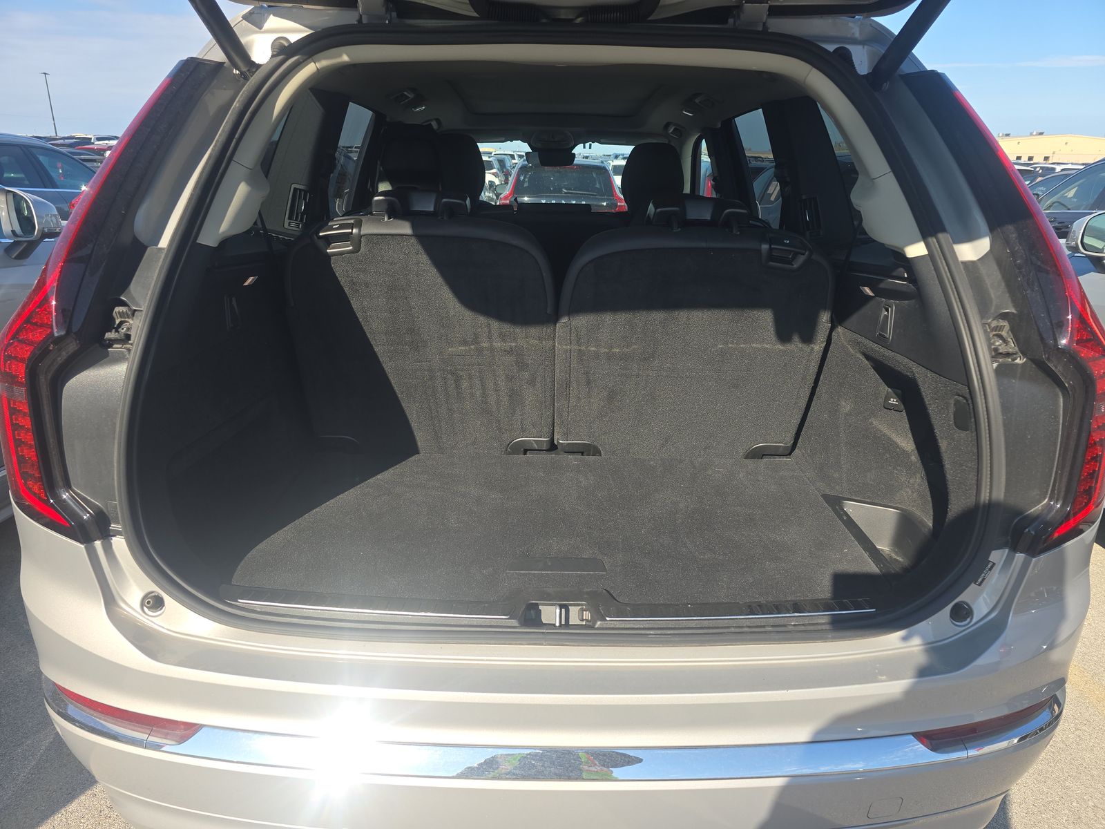 2025 Volvo XC90 B6 Plus AWD