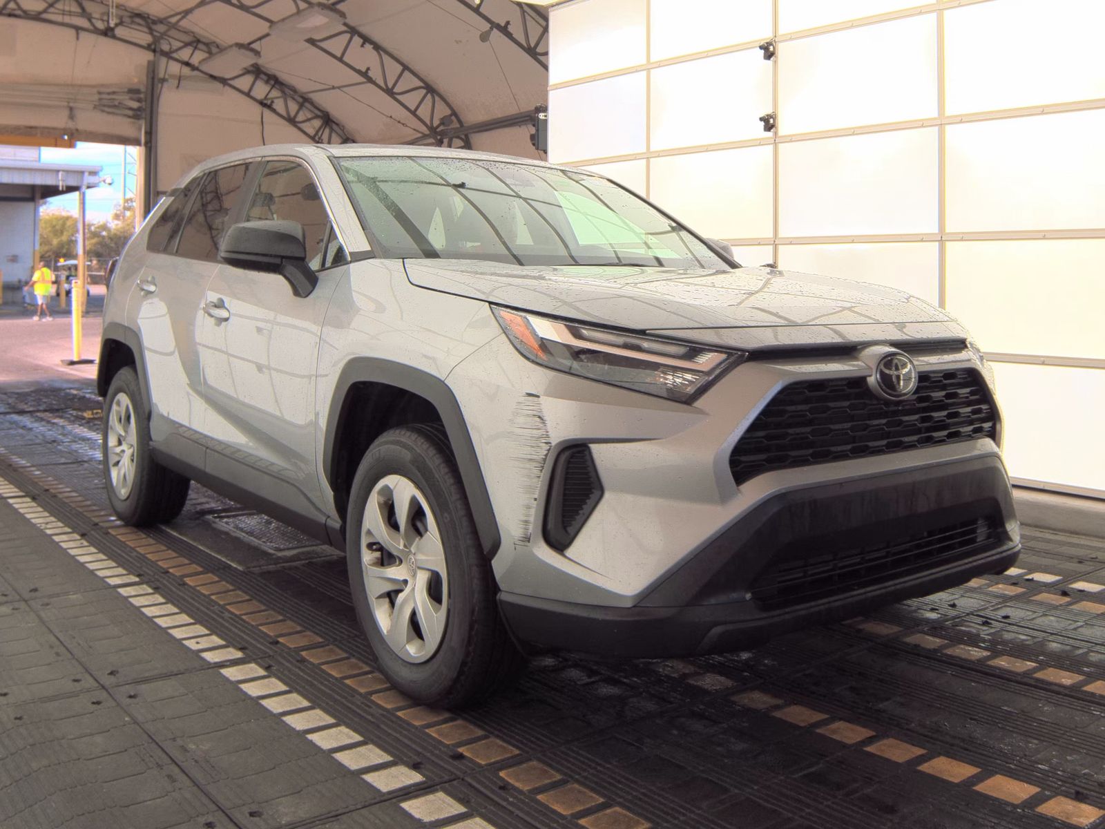 2023 Toyota RAV4 LE FWD