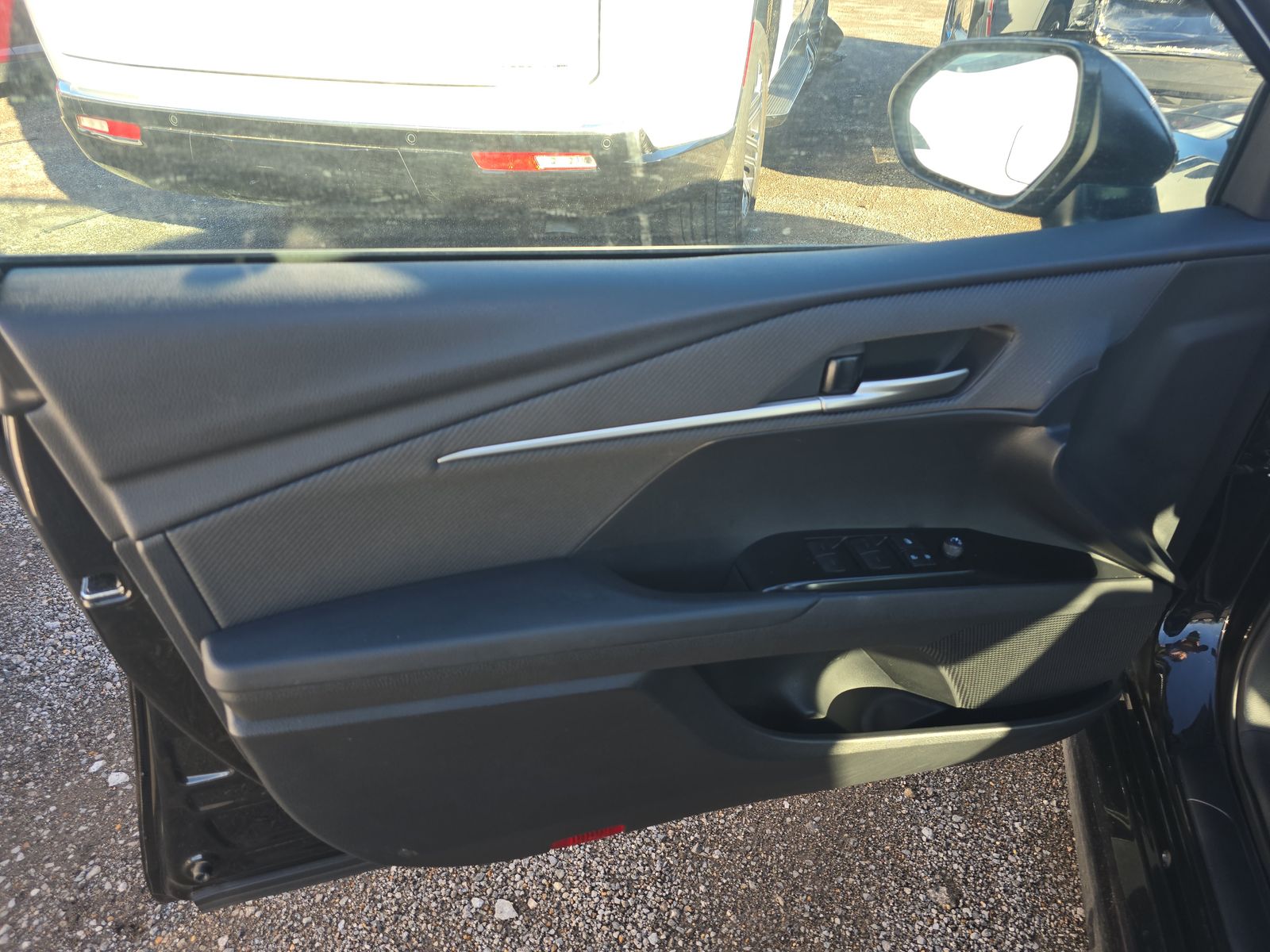 2025 Toyota Camry SE FWD