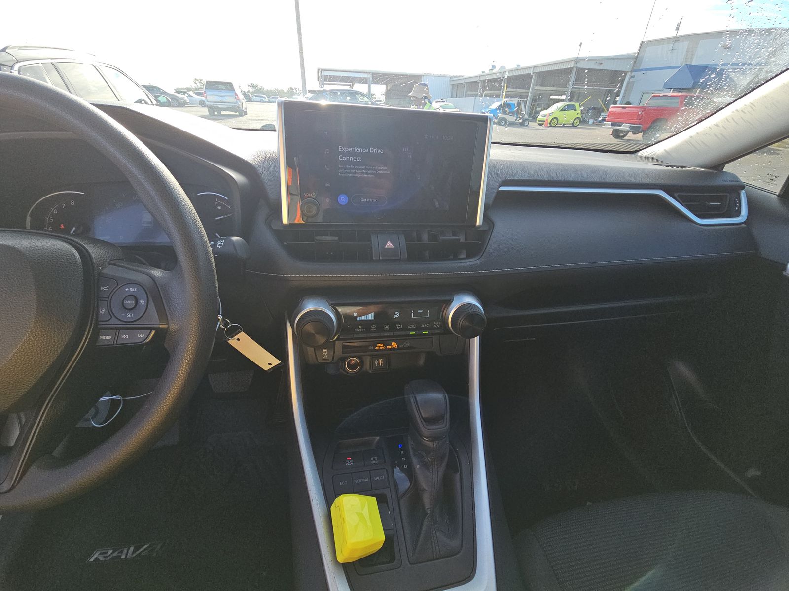 2023 Toyota RAV4 LE FWD