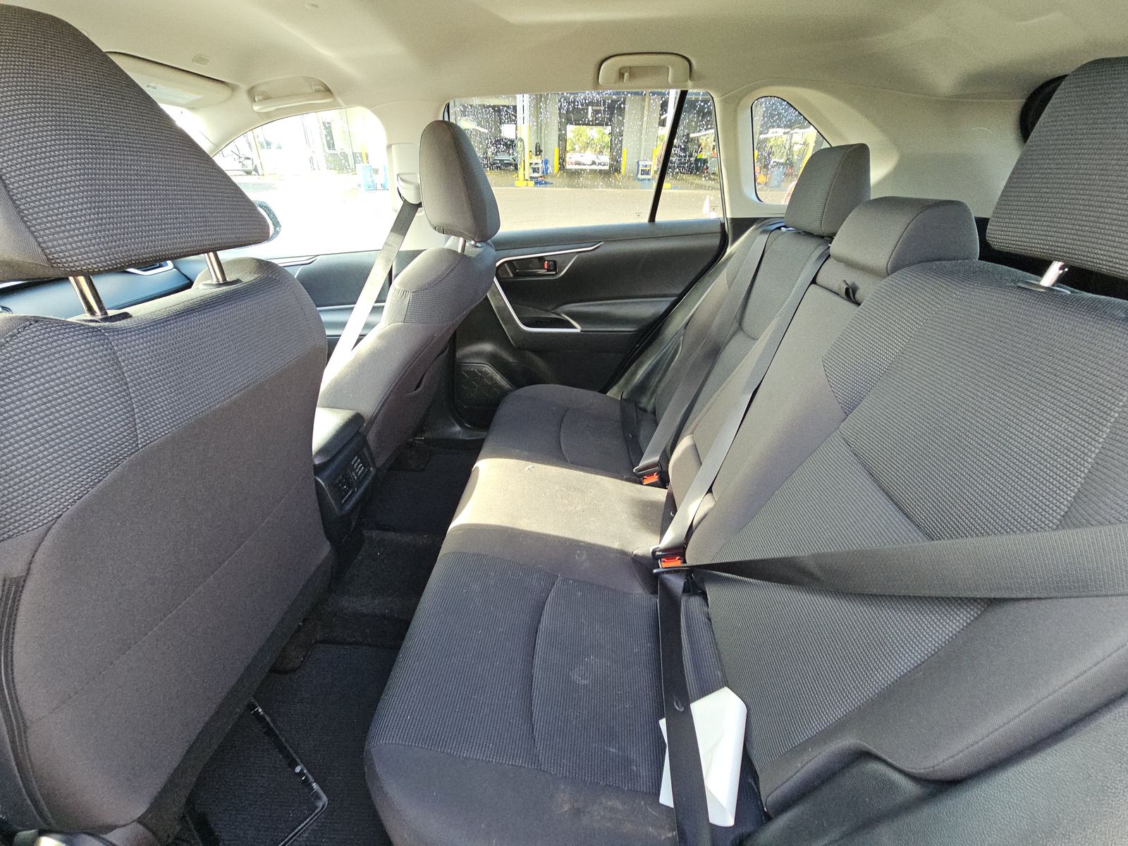 2023 Toyota RAV4 LE FWD