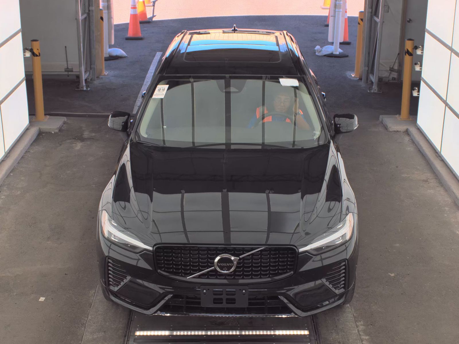 2025 Volvo XC60 B5 Plus AWD