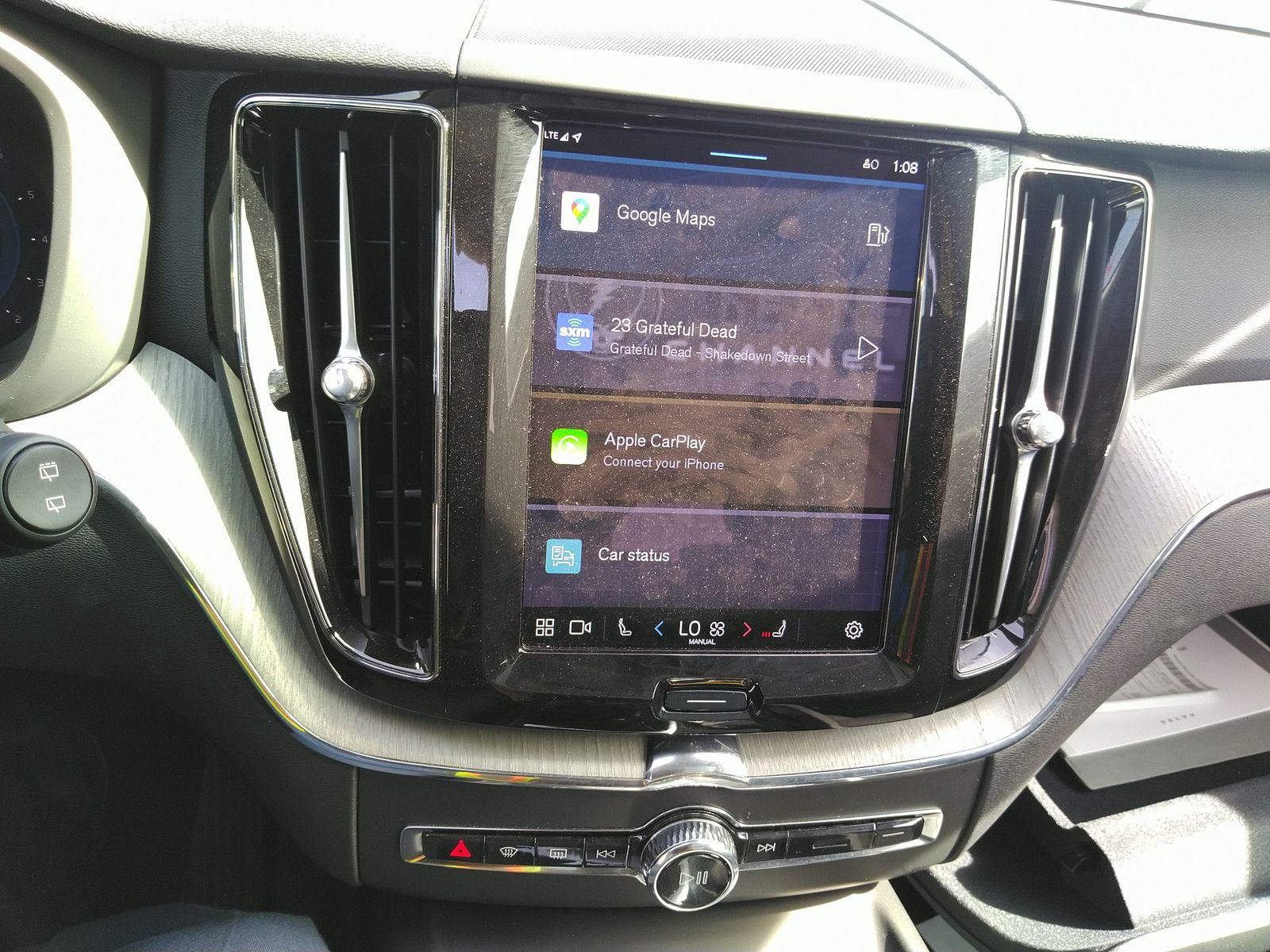 2025 Volvo XC60 B5 Plus AWD