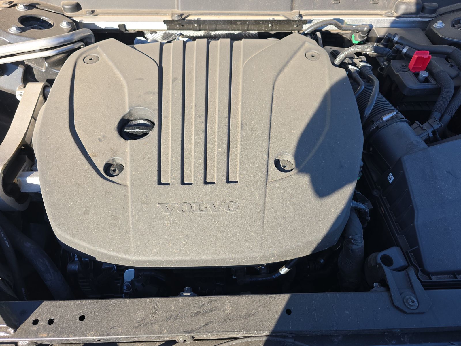 2025 Volvo XC60 B5 Plus AWD