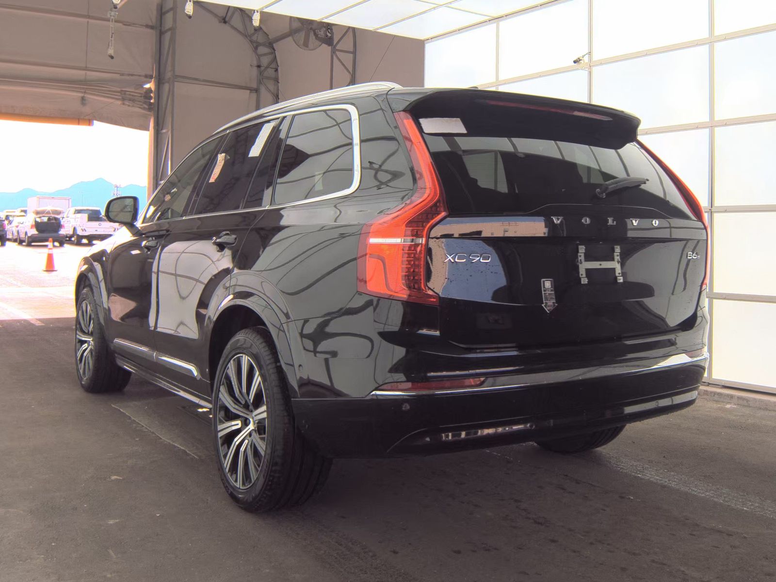 2025 Volvo XC90 B6 Ultra AWD