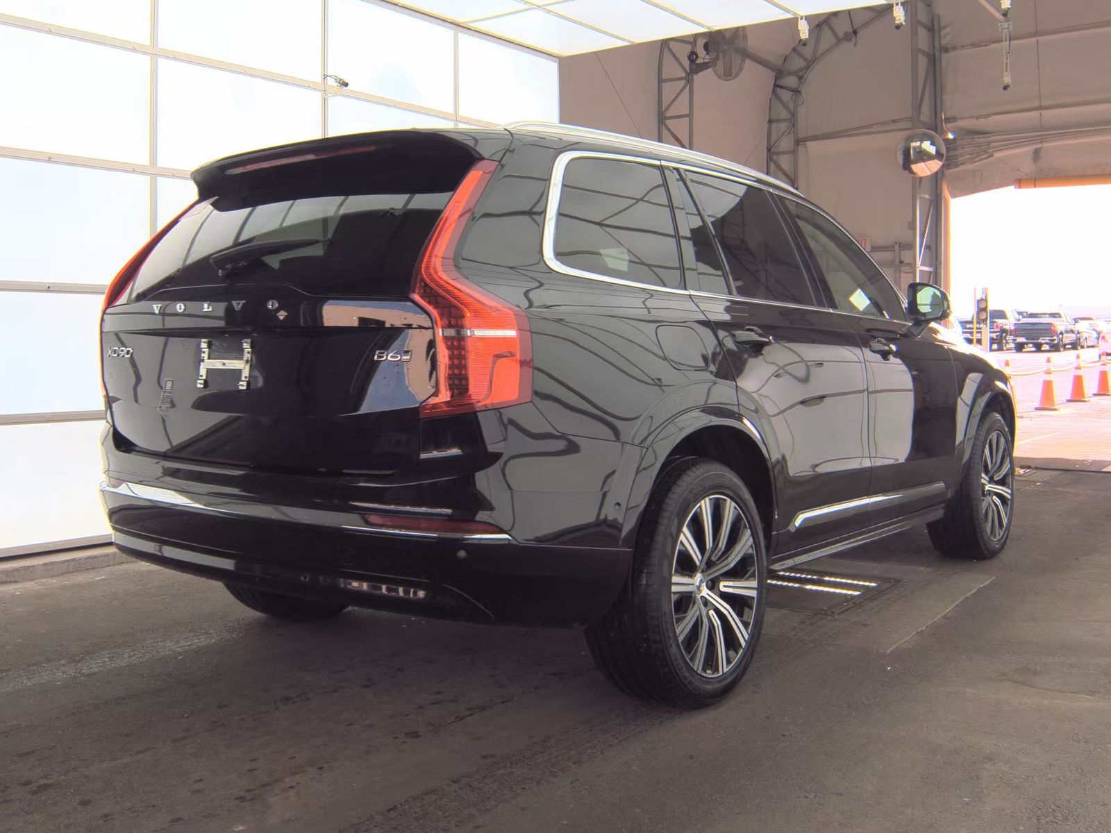 2025 Volvo XC90 B6 Ultra AWD