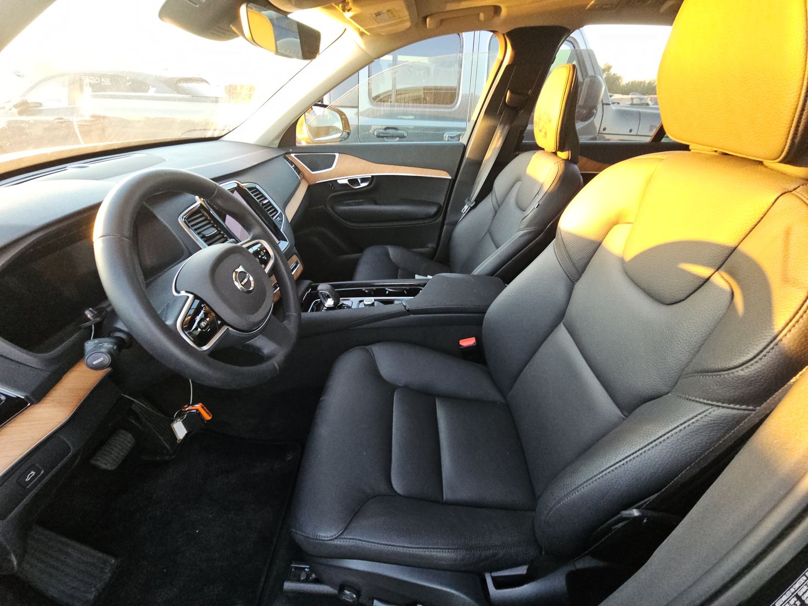 2025 Volvo XC90 B6 Ultra AWD