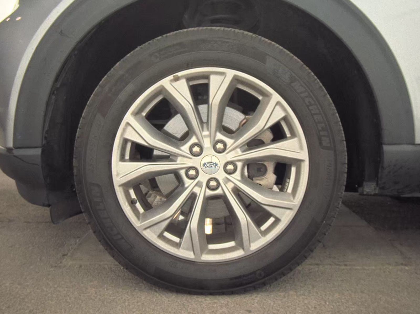 2022 Ford Explorer Limited AWD