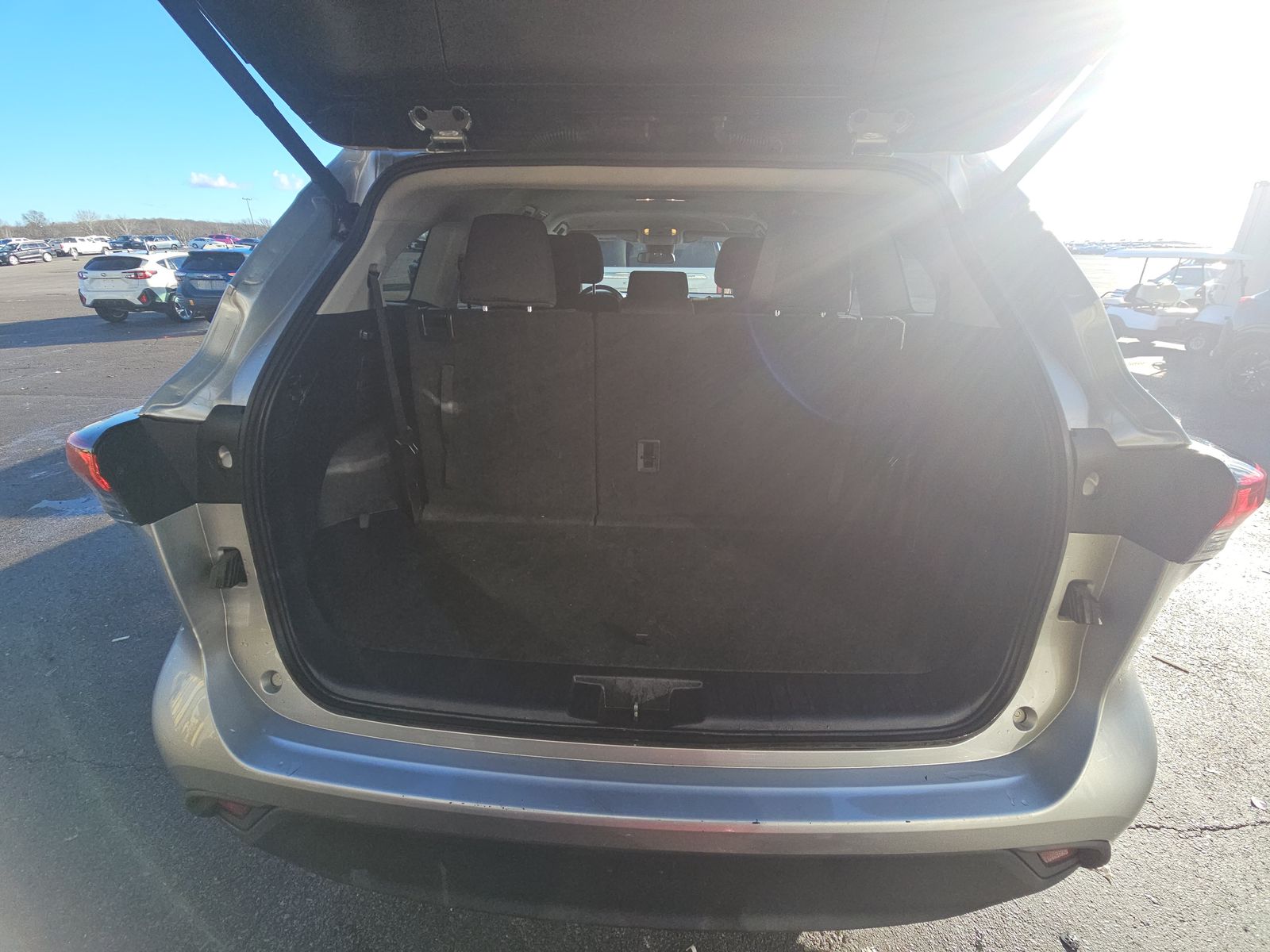 2024 Toyota Highlander LE AWD