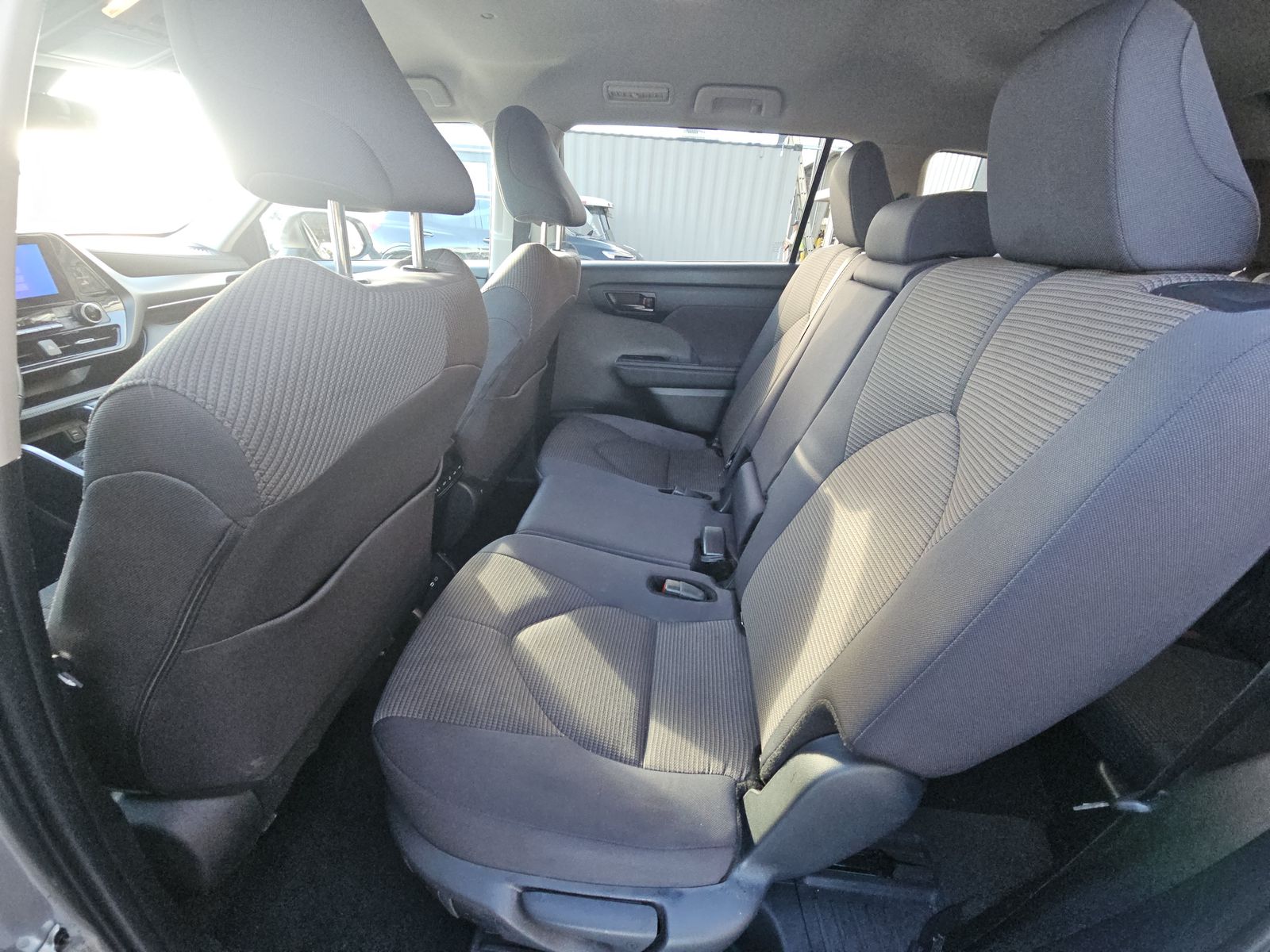 2024 Toyota Highlander LE AWD