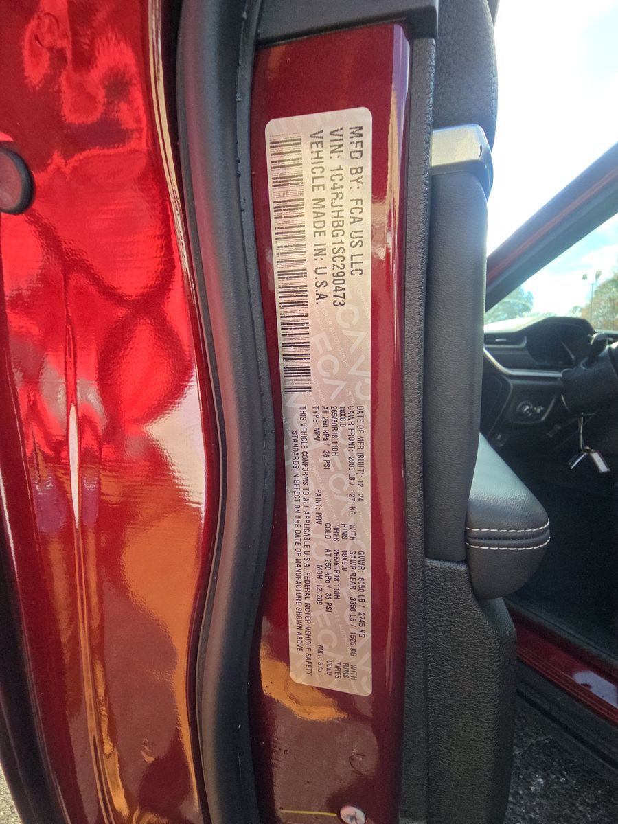 2025 Jeep Grand Cherokee Limited AWD