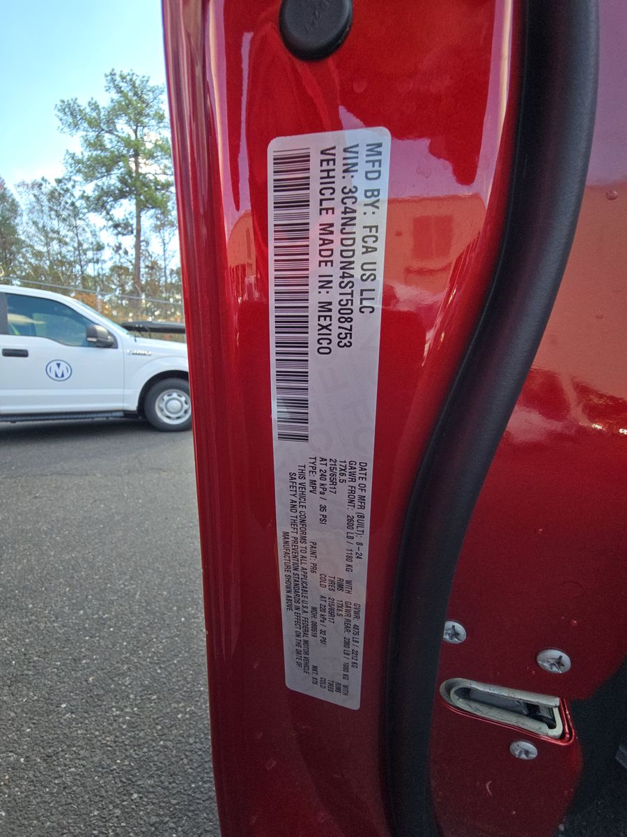 2025 Jeep Compass Trailhawk AWD