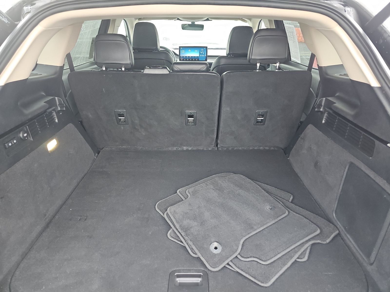 2022 Lincoln Nautilus Standard AWD