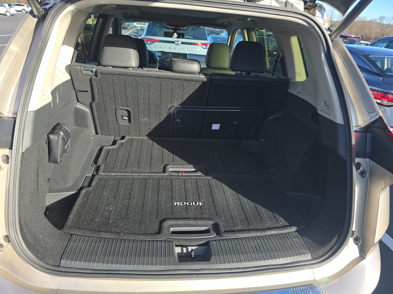 2024 Nissan Rogue Platinum AWD