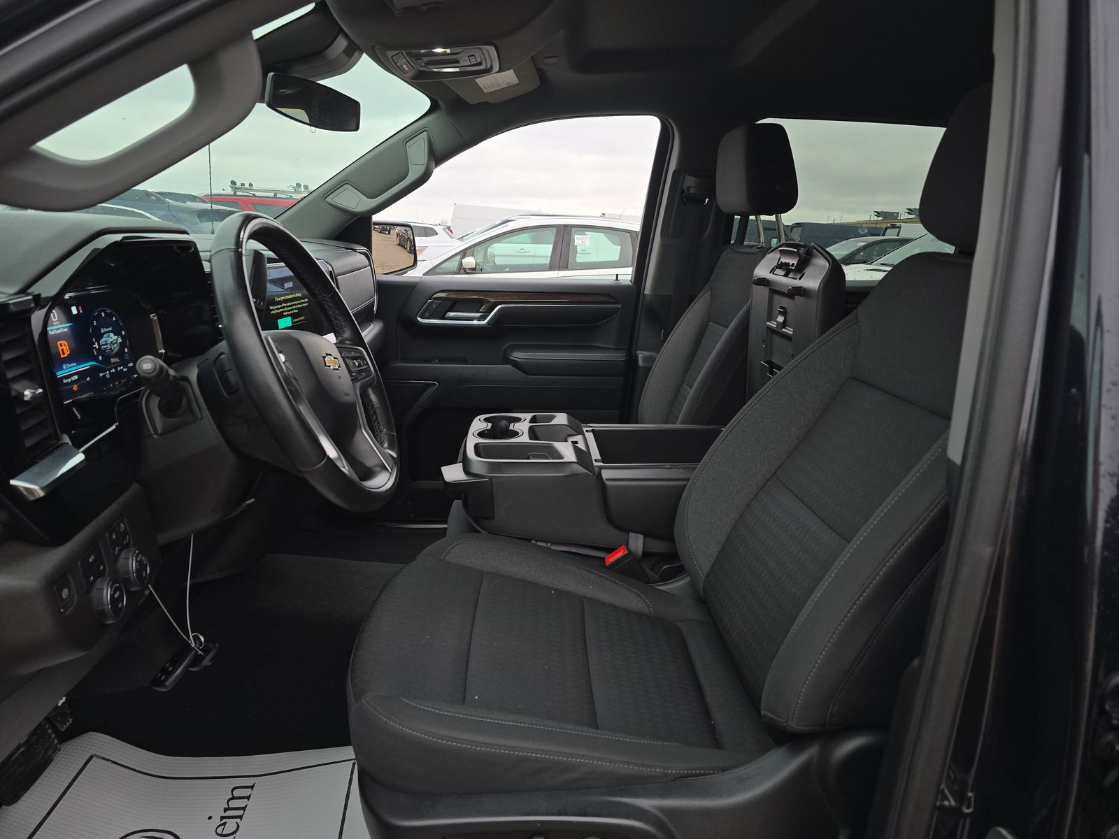 2023 Chevrolet Silverado 1500 LT AWD