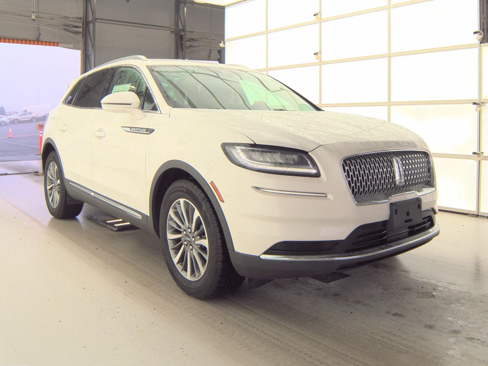 2022 Lincoln Nautilus Standard AWD