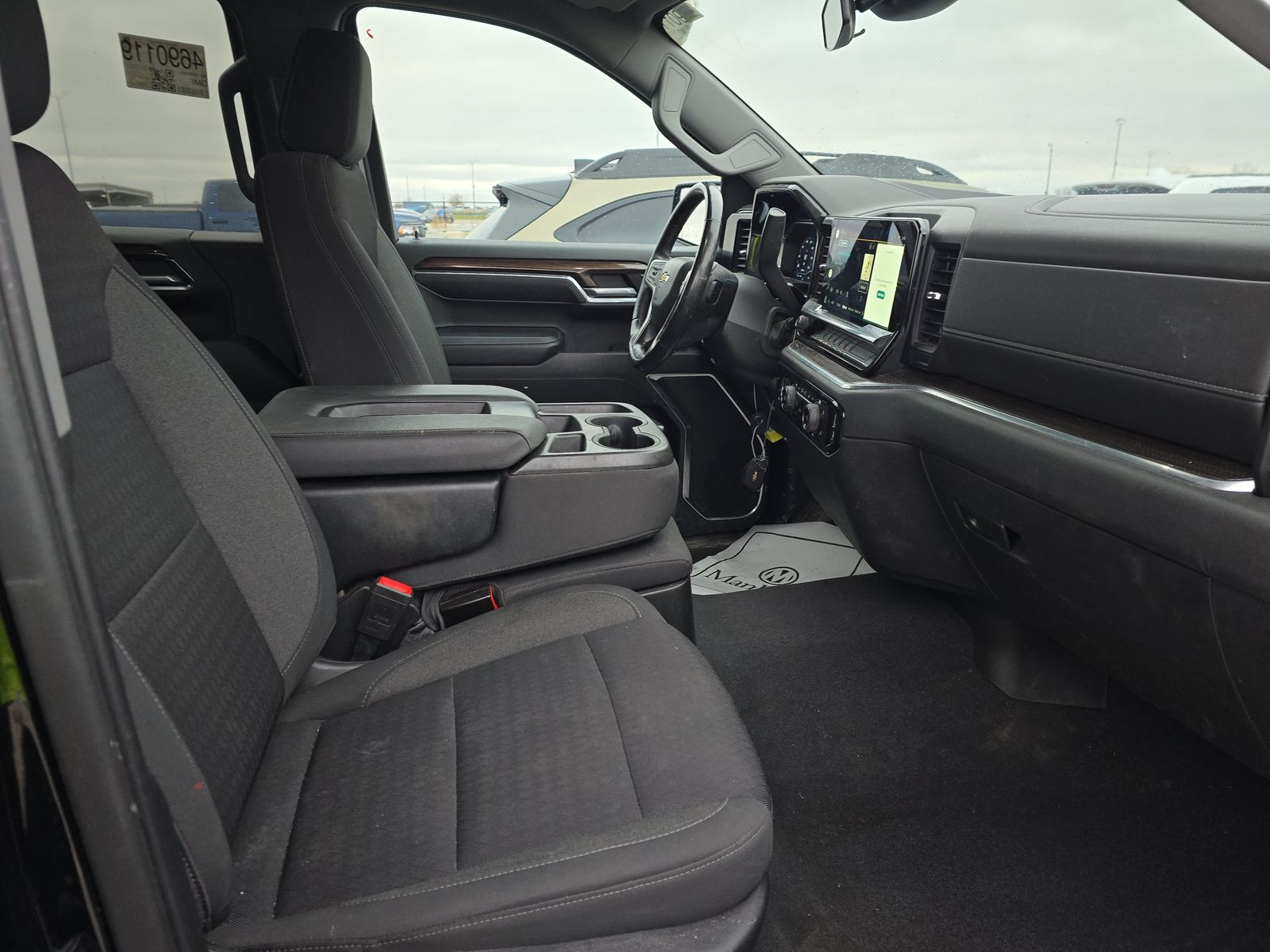 2022 Chevrolet Silverado 1500 LT AWD