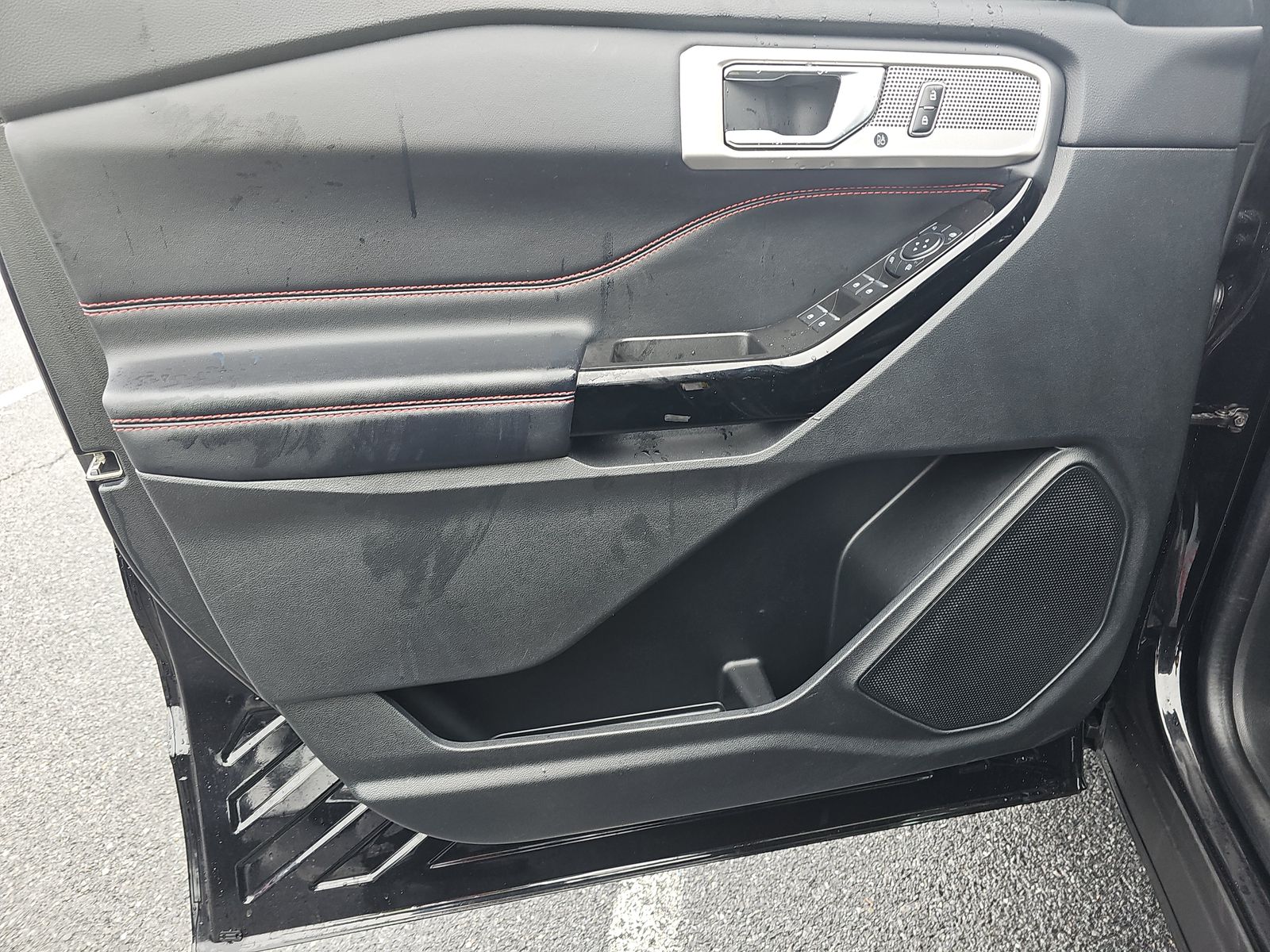 2022 Ford Explorer ST-Line AWD