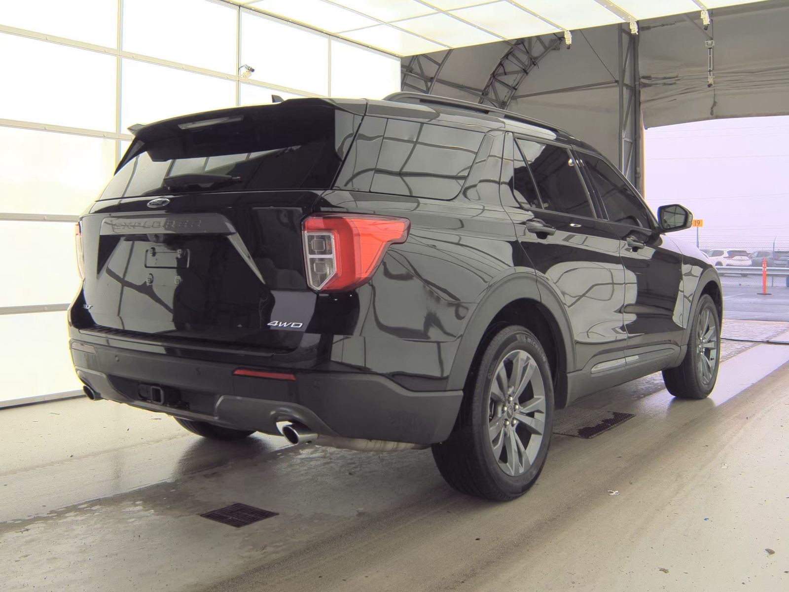 2023 Ford Explorer XLT AWD