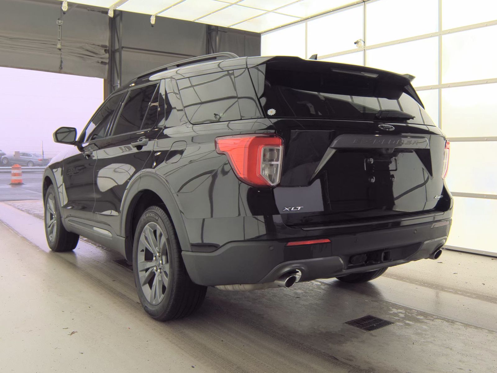 2023 Ford Explorer XLT AWD