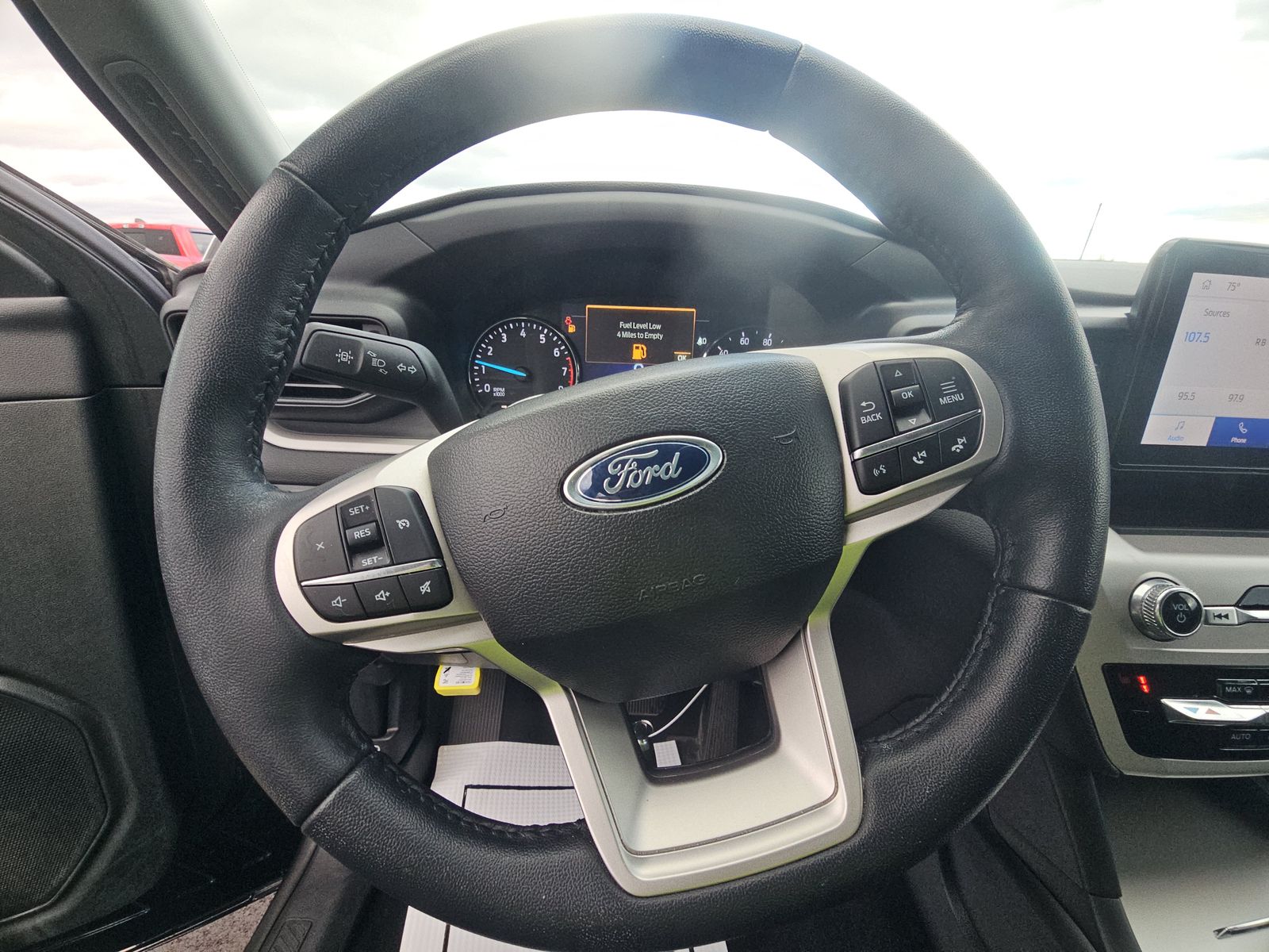 2023 Ford Explorer XLT AWD