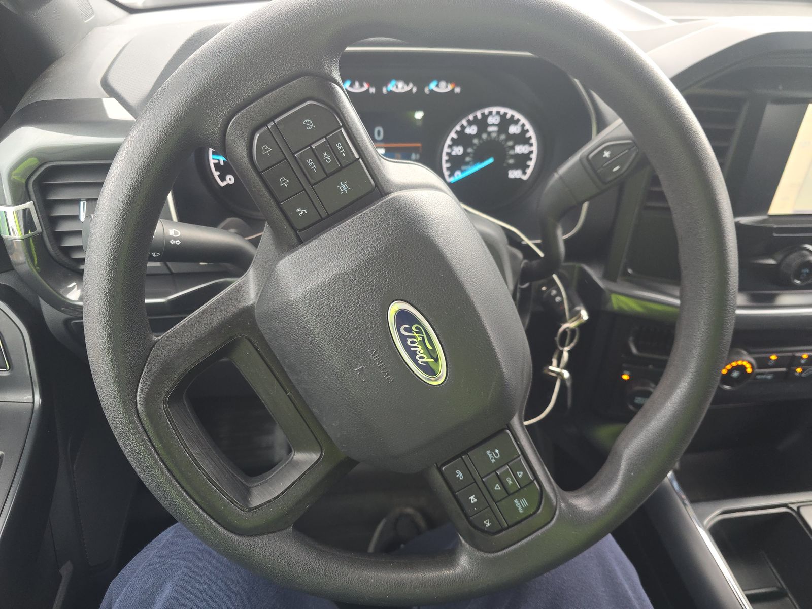 2023 Ford F-150 XL AWD