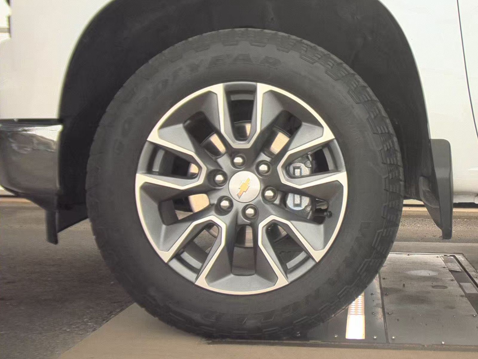 2025 Chevrolet Silverado 1500 LT AWD