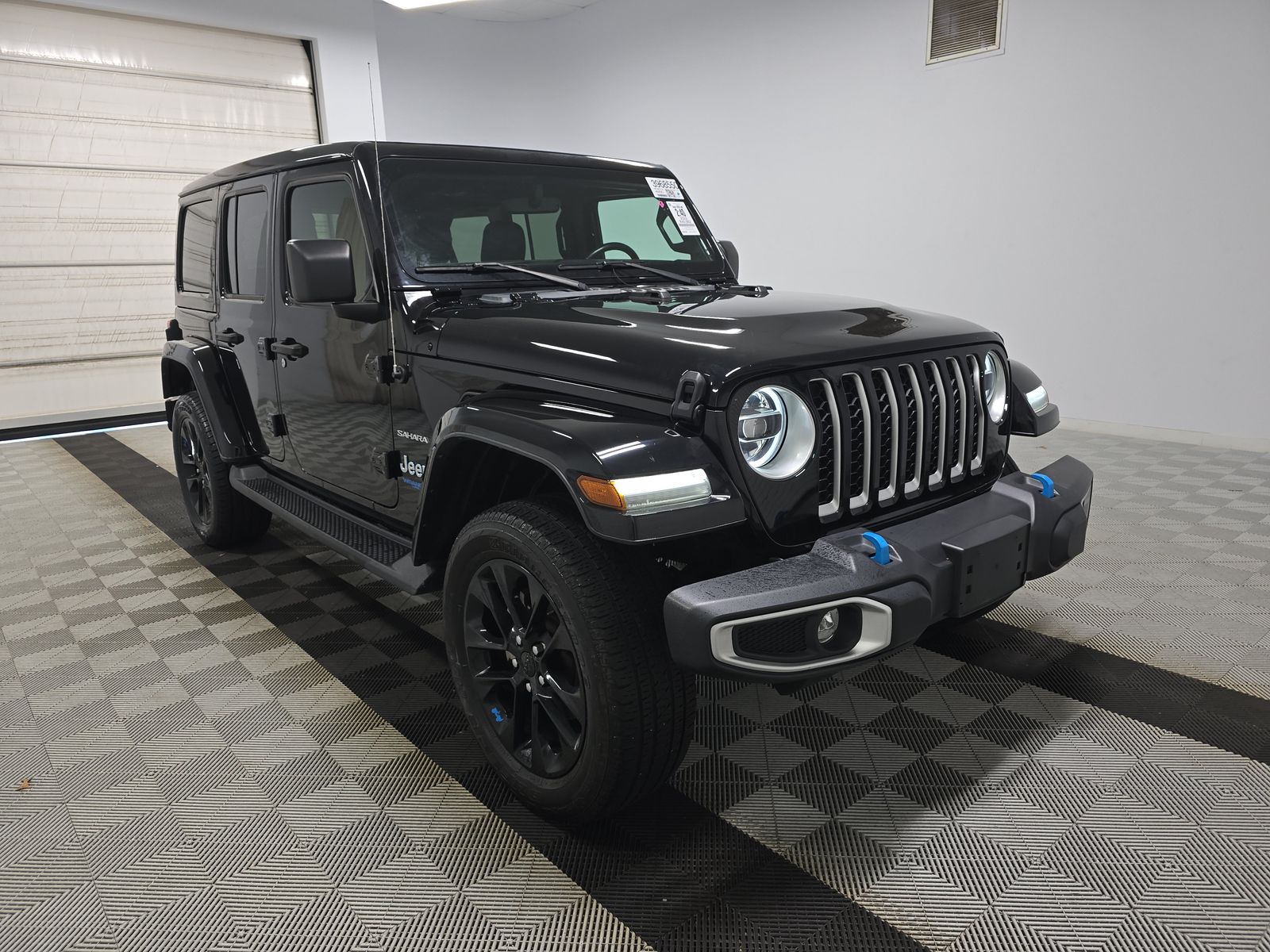 2022 Jeep Wrangler Unlimited 4xe Sahara AWD