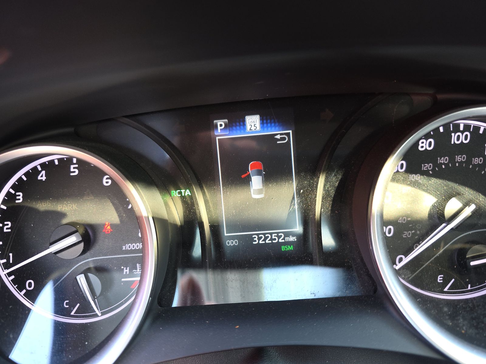 2024 Toyota Camry LE FWD