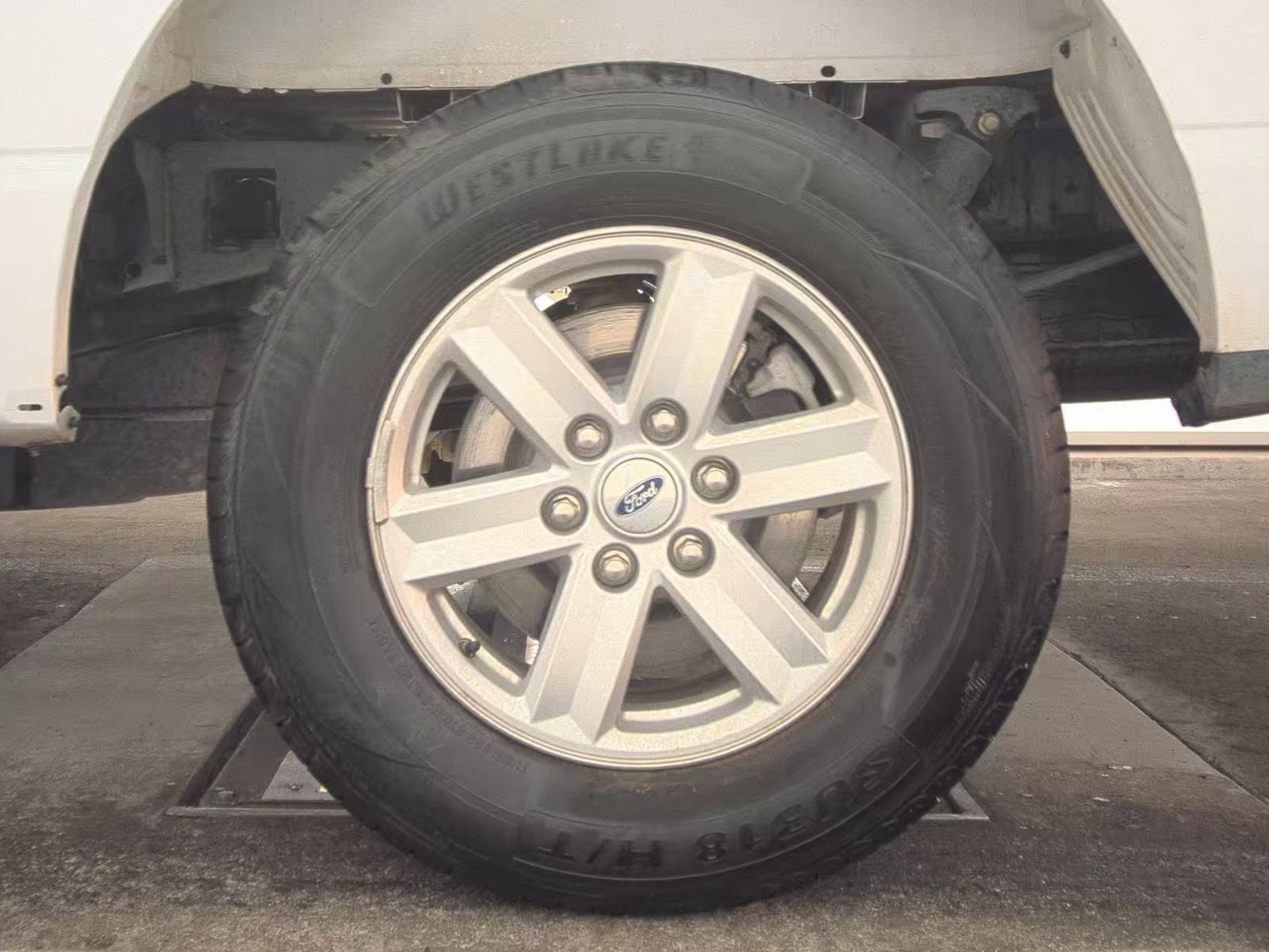 2022 Ford F-150 XL RWD