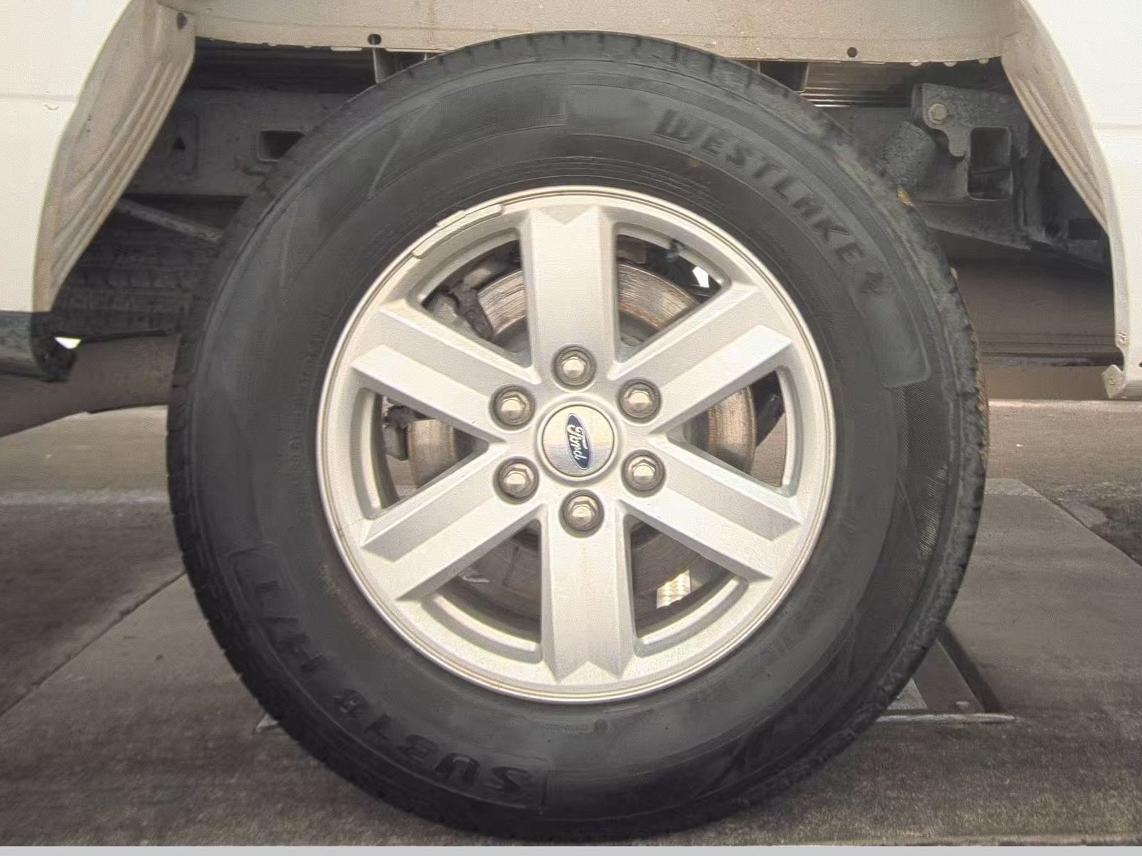 2022 Ford F-150 XL RWD