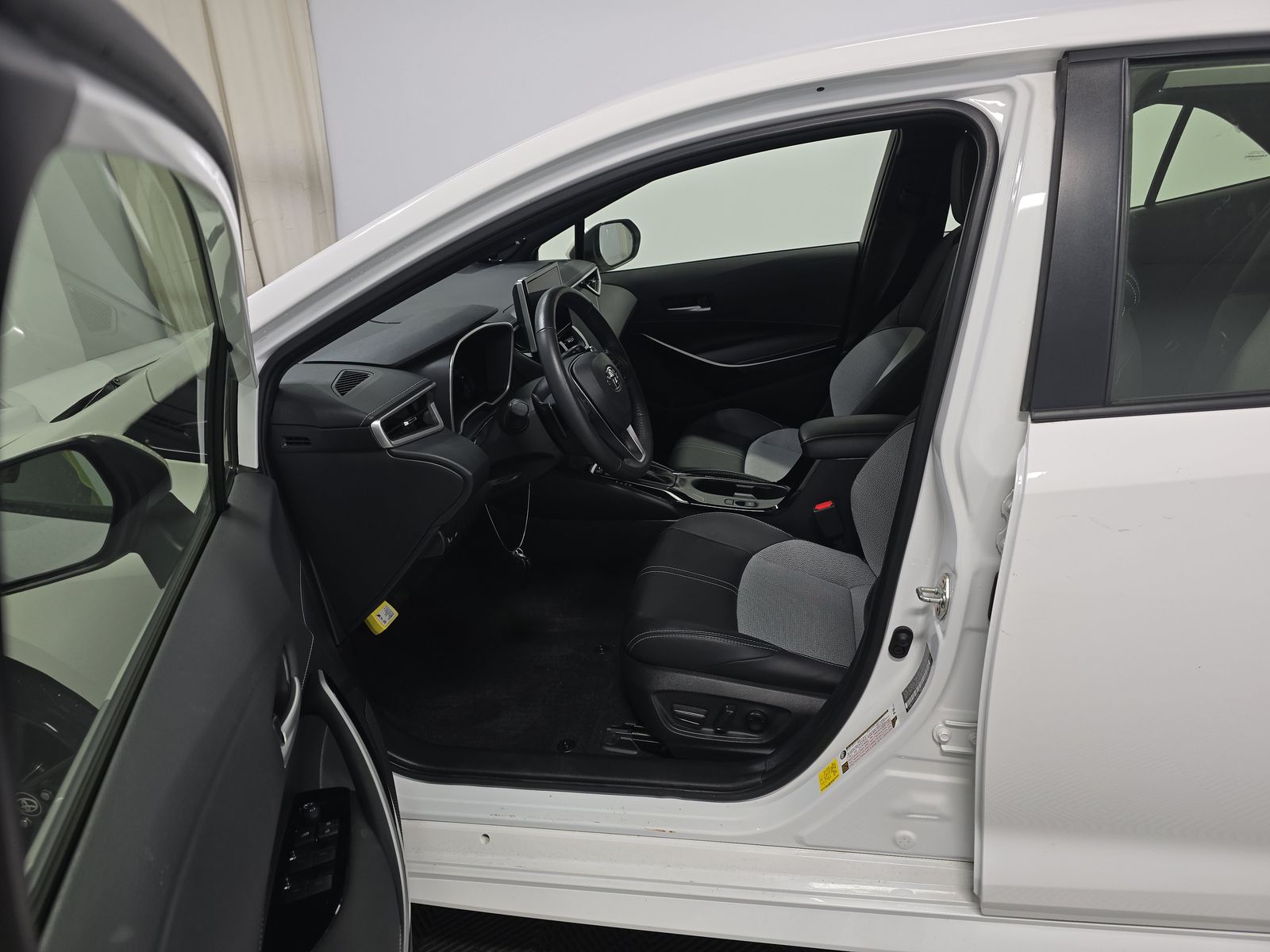 2024 Toyota Corolla XSE FWD