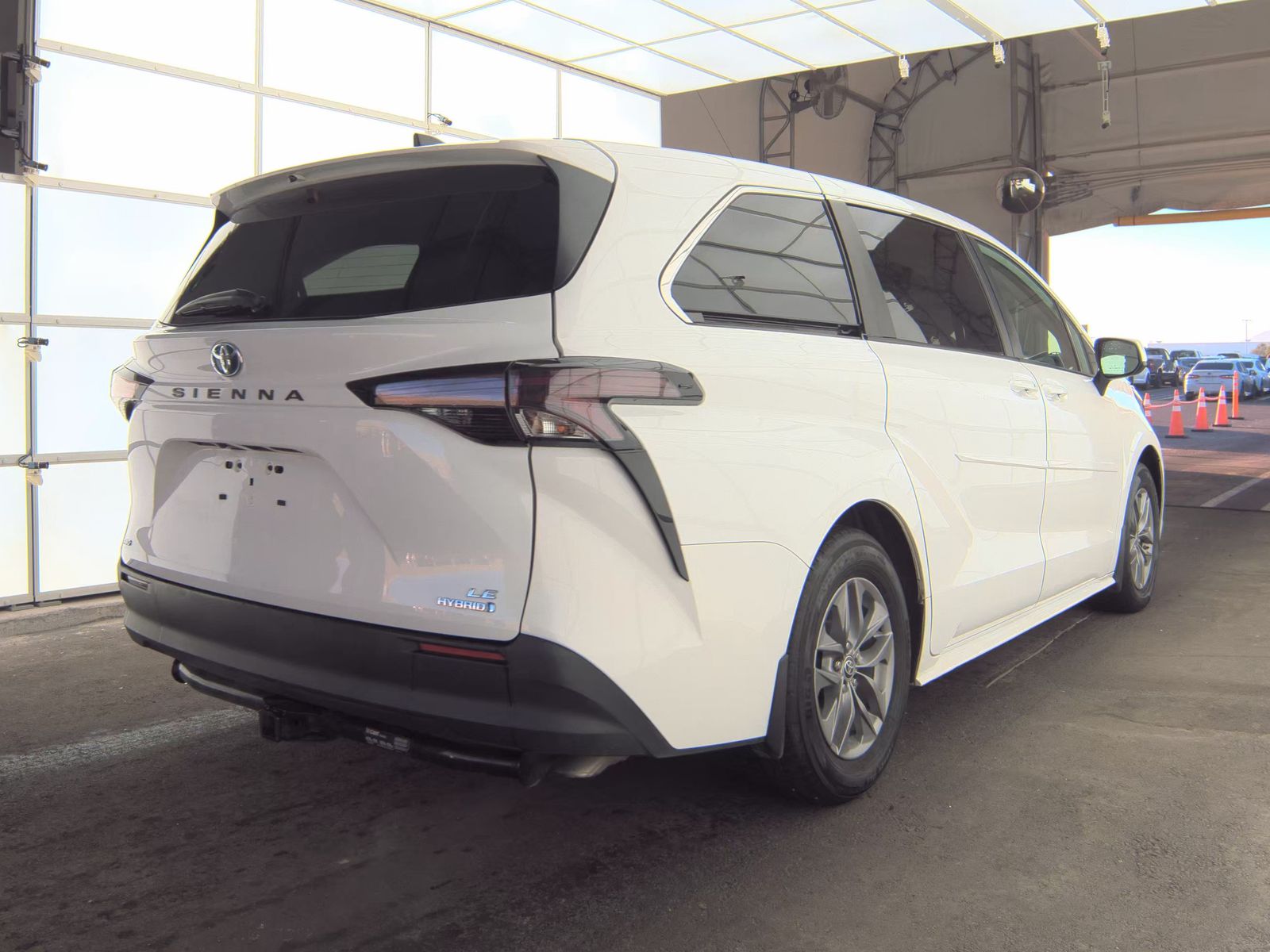 2023 Toyota Sienna LE AWD