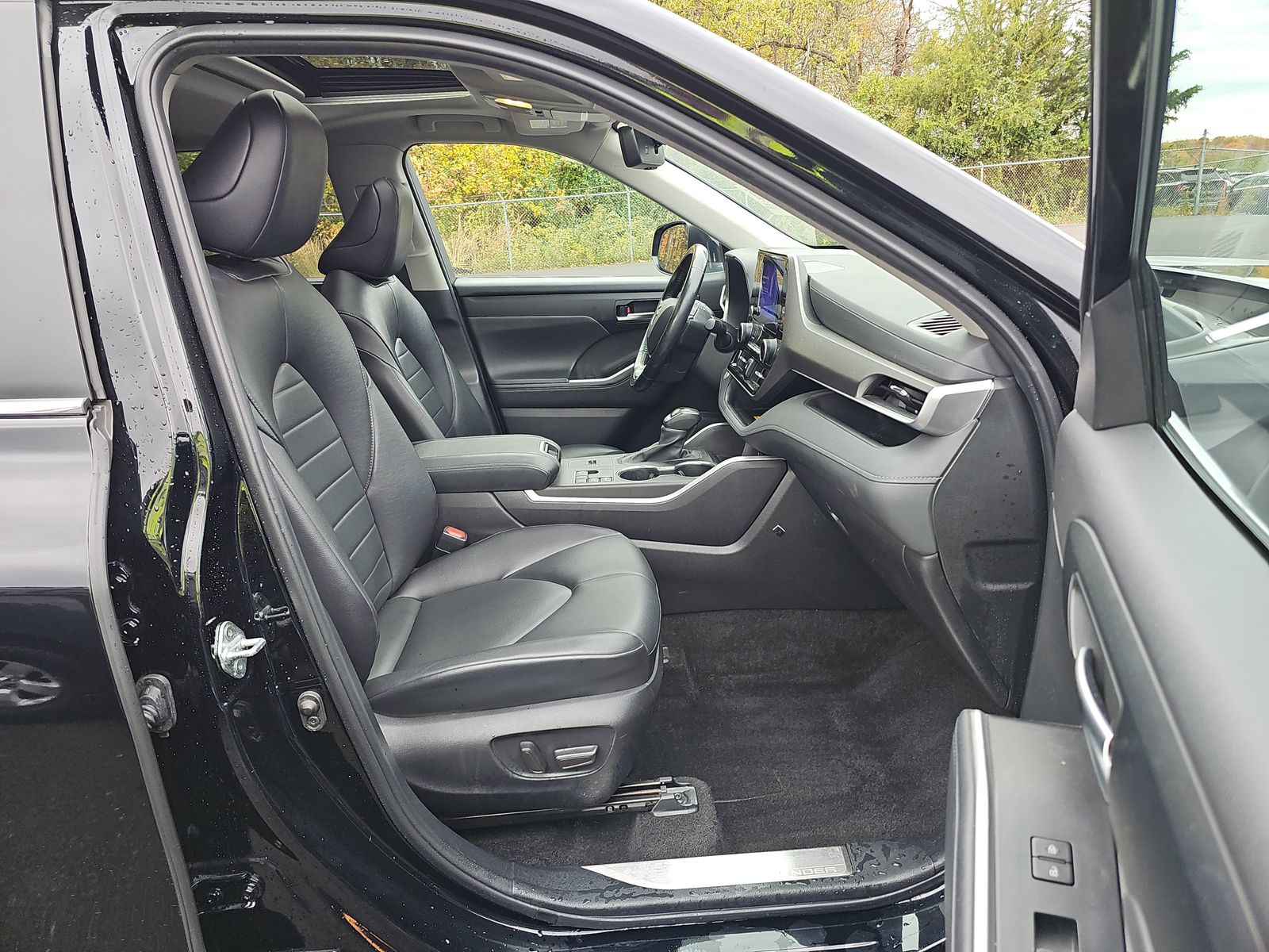 2024 Toyota Highlander Hybrid XLE AWD