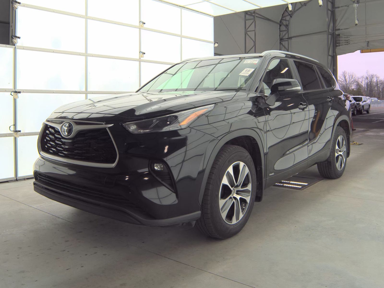 2024 Toyota Highlander Hybrid XLE AWD