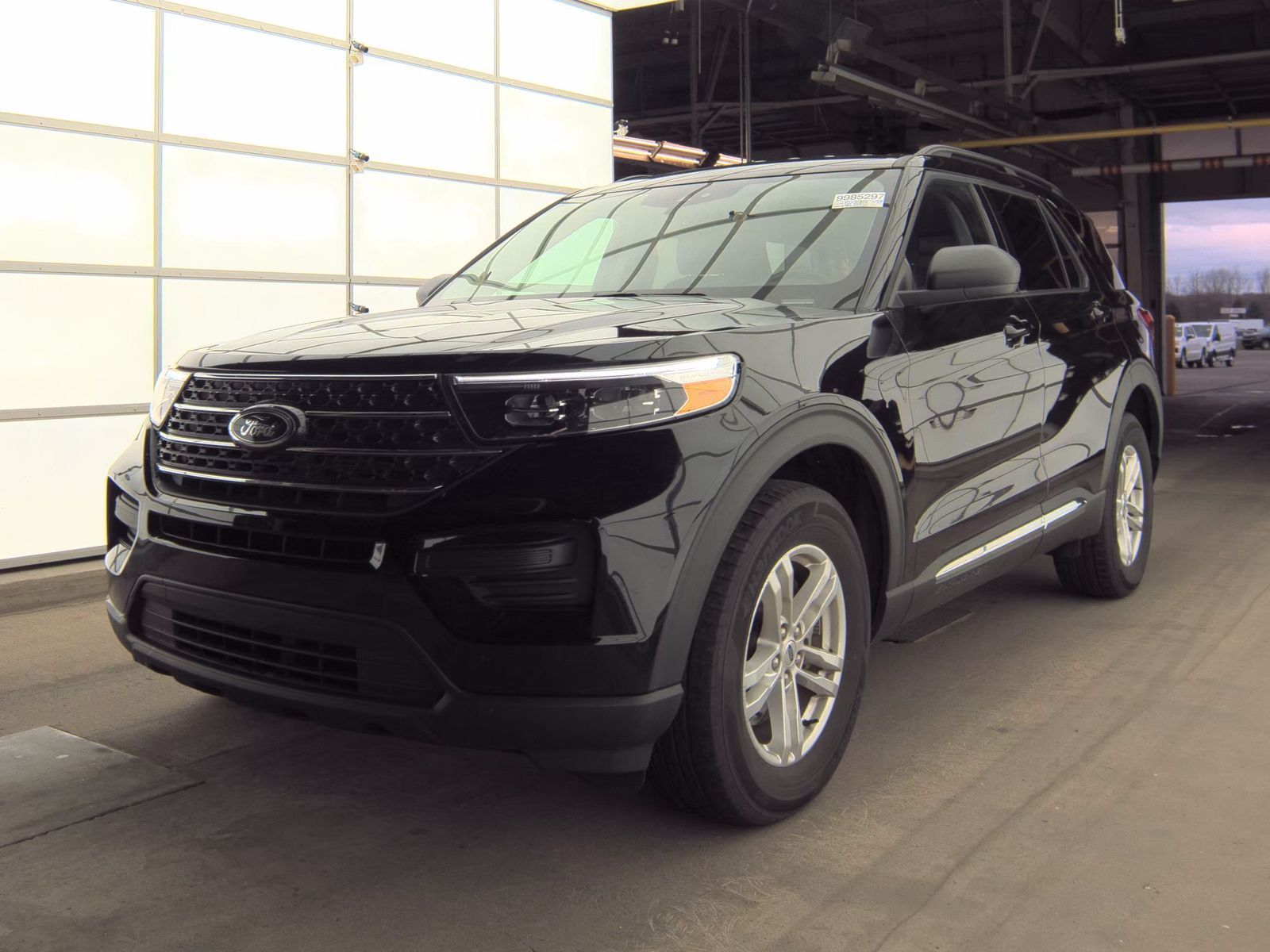 2023 Ford Explorer XLT AWD