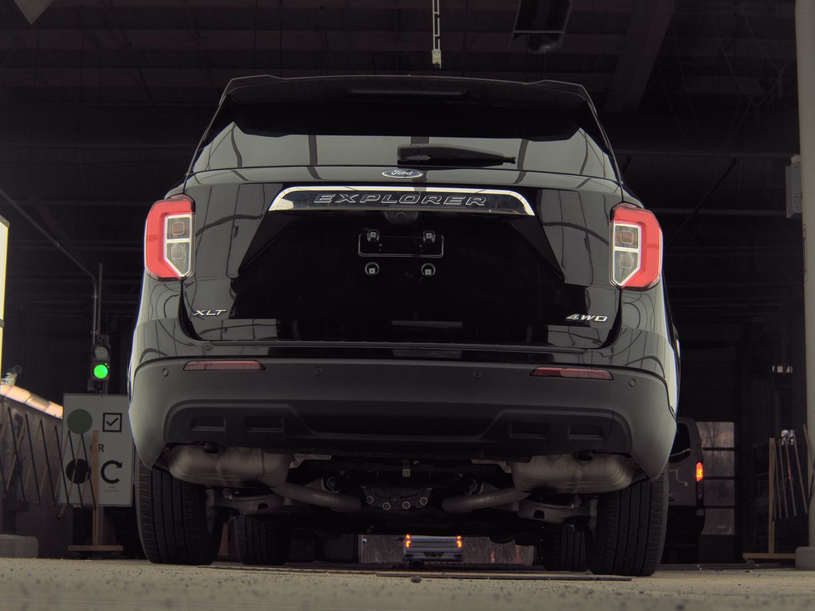 2023 Ford Explorer XLT AWD