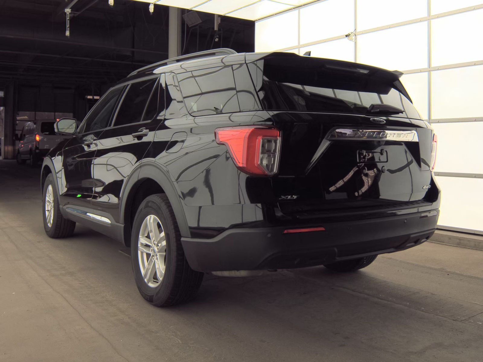 2023 Ford Explorer XLT AWD