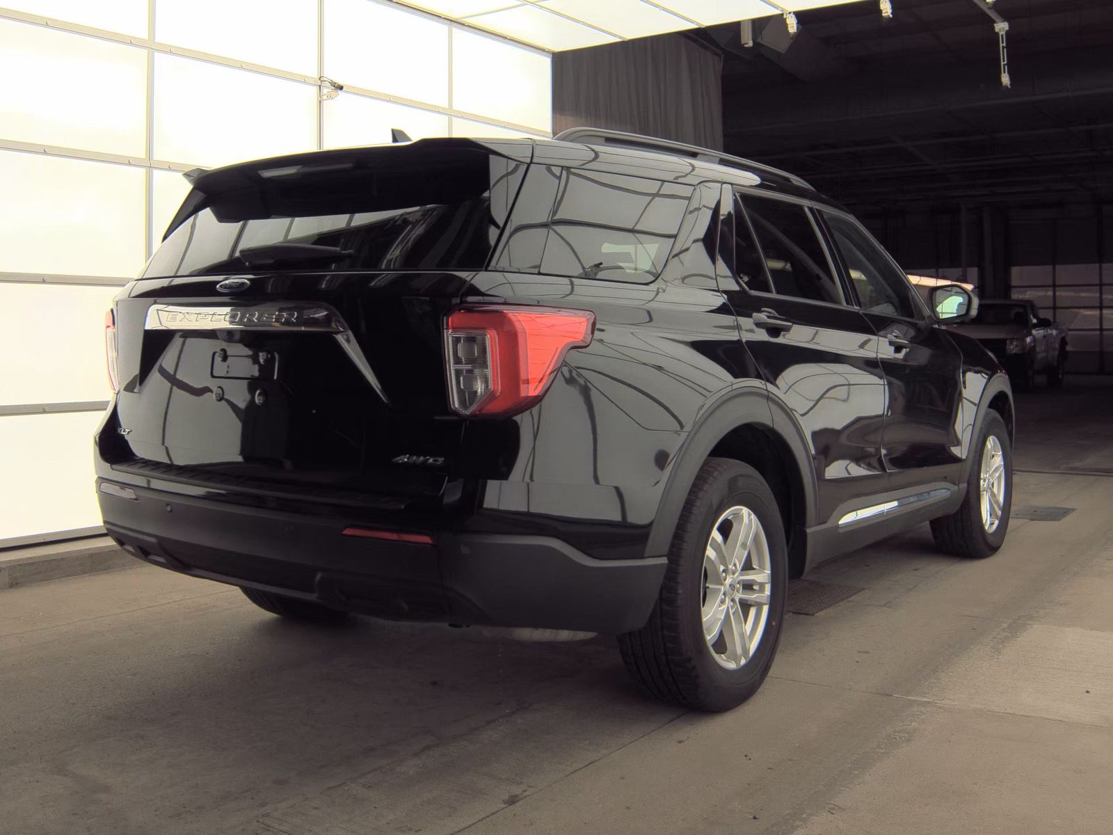 2023 Ford Explorer XLT AWD