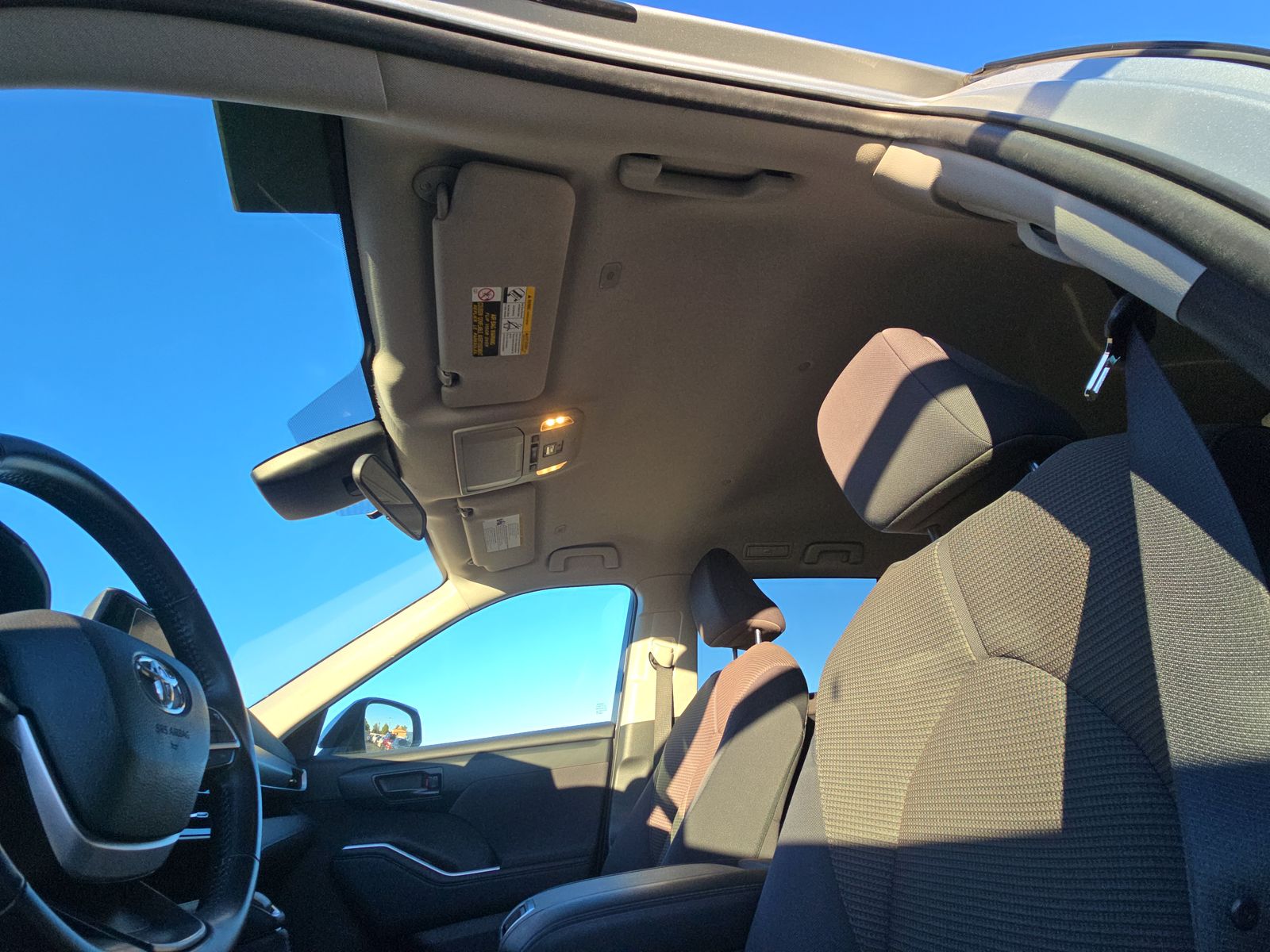 2023 Toyota Highlander LE FWD